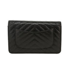 Chanel Wallet on Chain shoulder bag in black chevron quilted leather - DETAIL 4