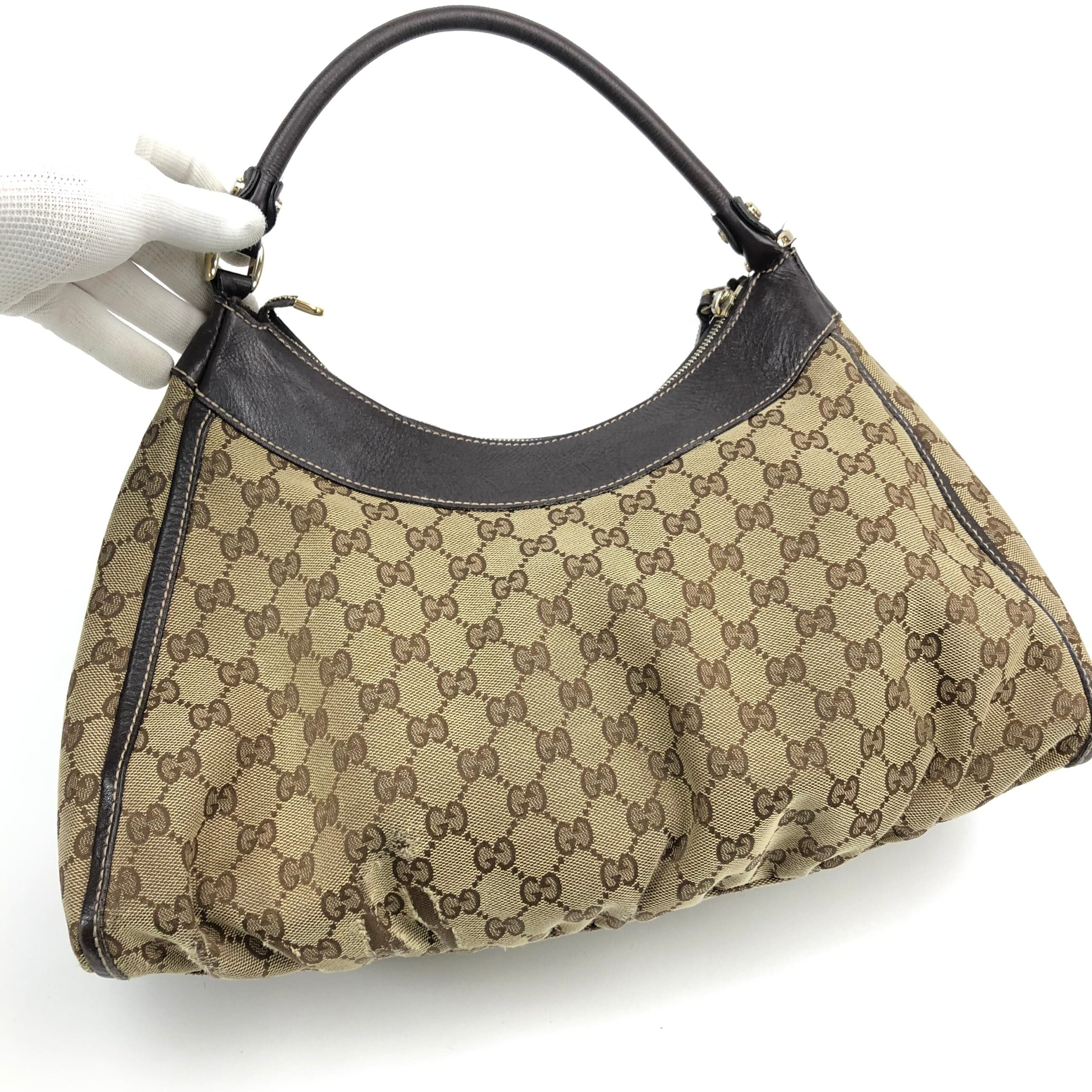 GUCCI MONOGRAM ABBEY SHOULDER BAG