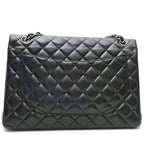 Chanel Timeless Maxi Jumbo handbag in black quilted leather - DETAIL 8