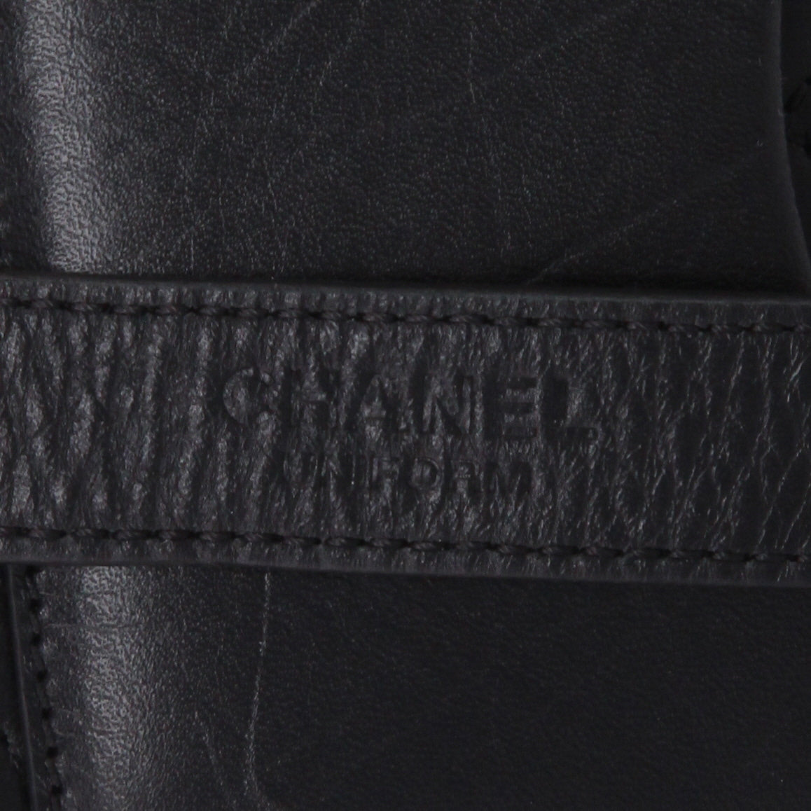 Chanel Pochette ceinture clutch-belt in black grained leather - DETAIL 9