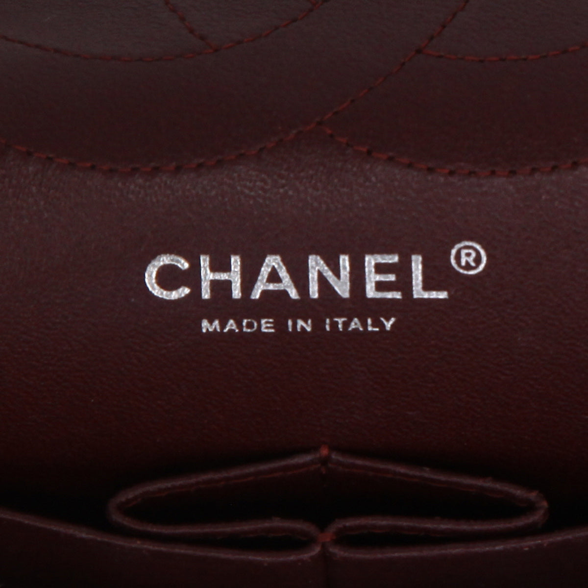 Chanel Timeless Jumbo shoulder bag in black quilted grained leather - DETAIL 9