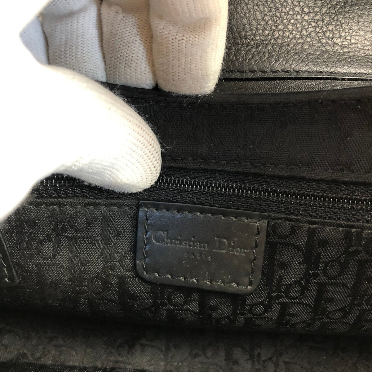 CHRISTIAN DIOR 2002 STREET CHIC COLUMBUS SHOULDER BAG