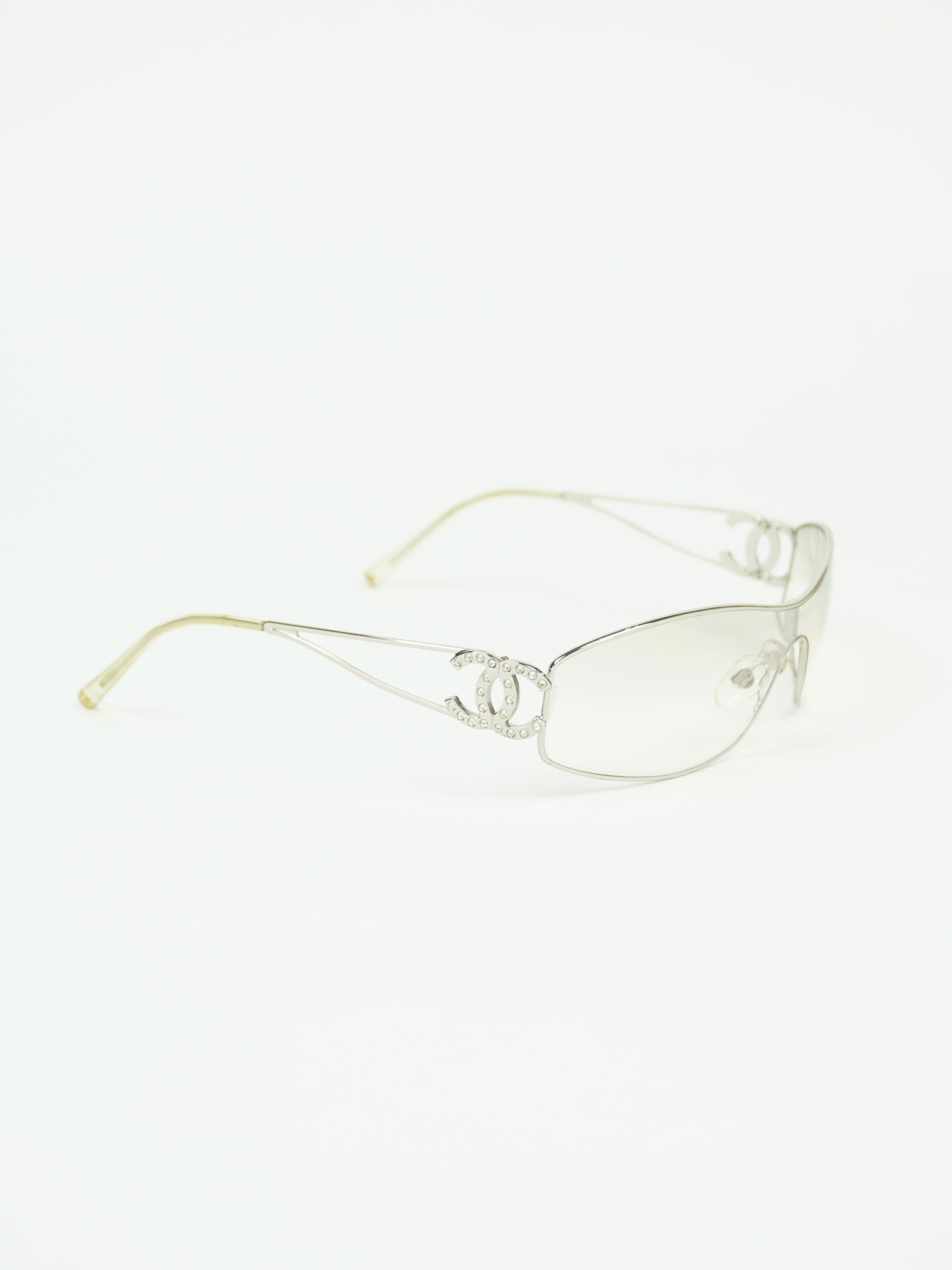 CHANEL RHINESTONE CC LOGO SUNGLASSES