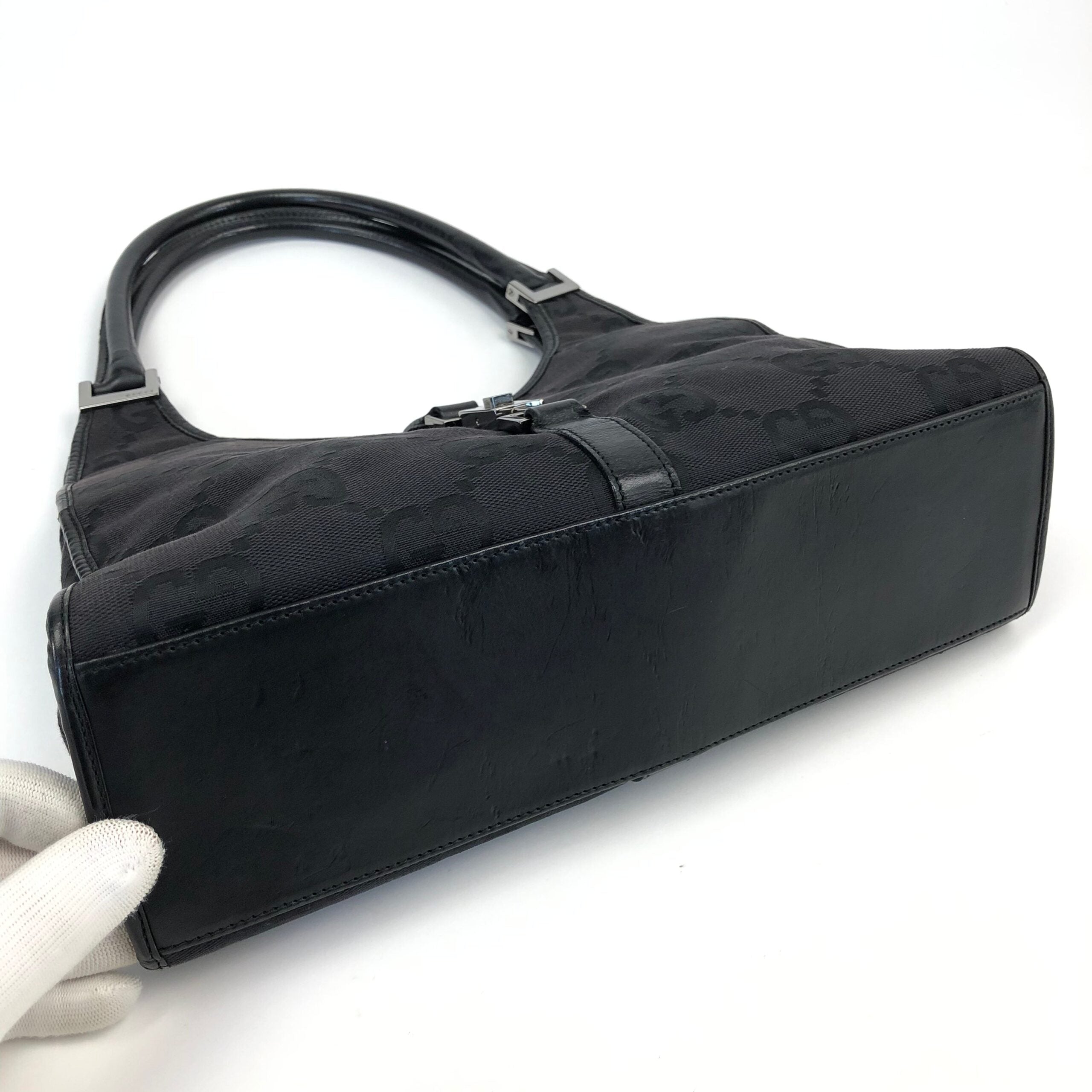 GUCCI MONOGRAM JACKIE SHOULDER BAG