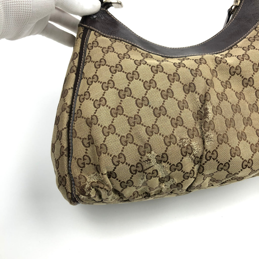 GUCCI MONOGRAM ABBEY SHOULDER BAG