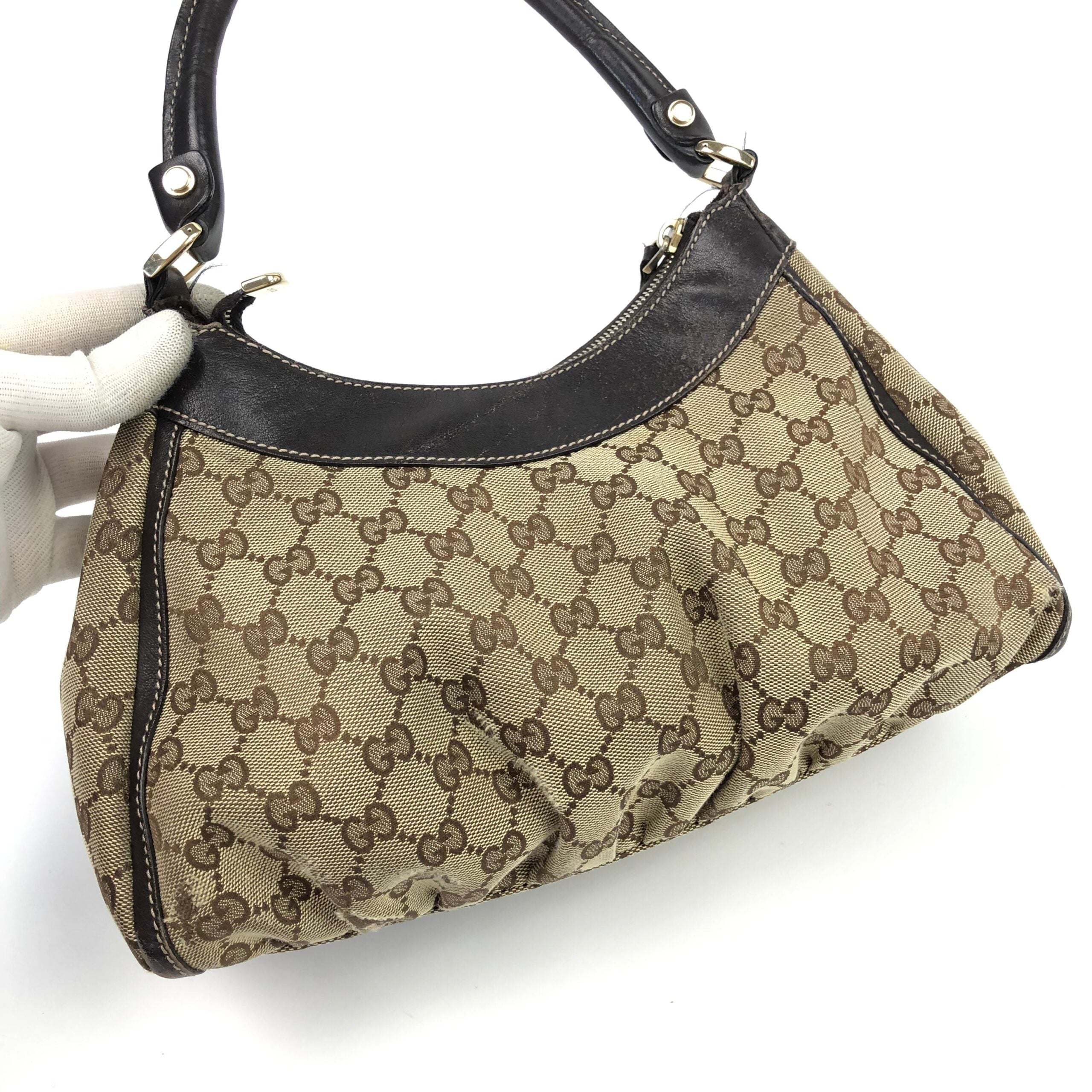 GUCCI MONOGRAM ABBEY SHOULDER BAG