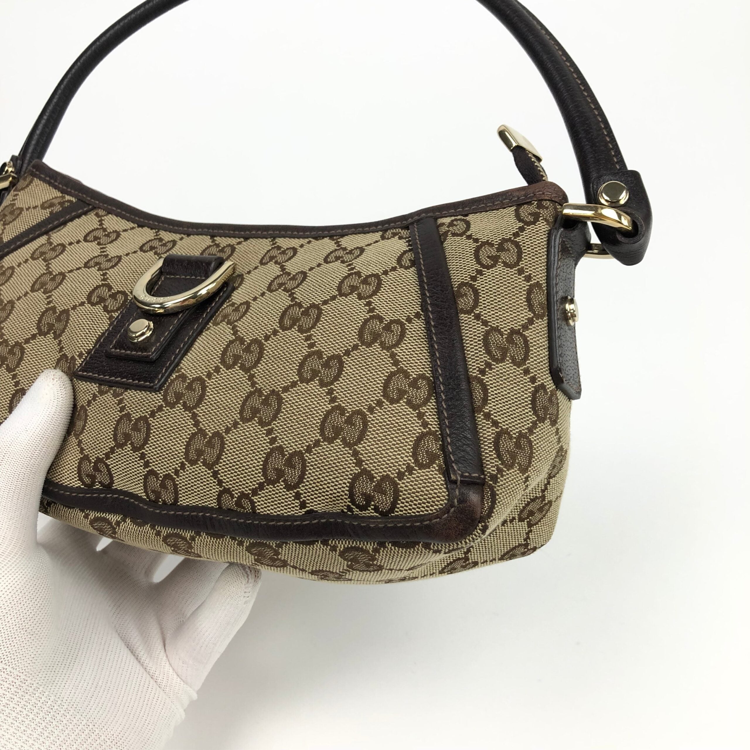 GUCCI MONOGRAM SHOULDER BAG