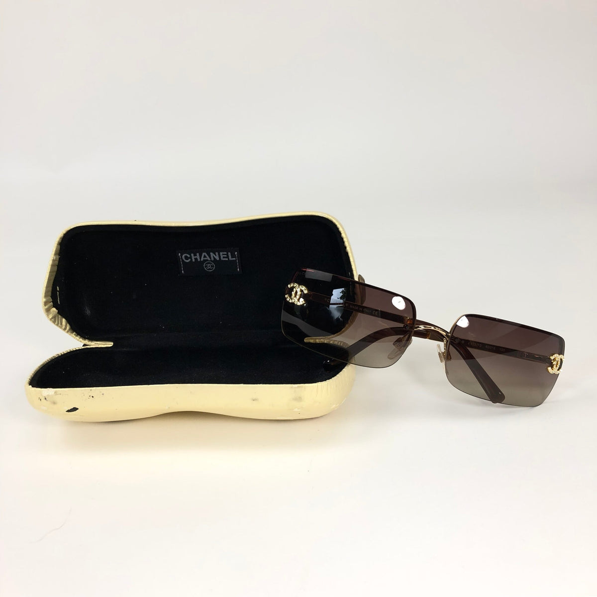 CHANEL RIMLESS SUNGLASSES