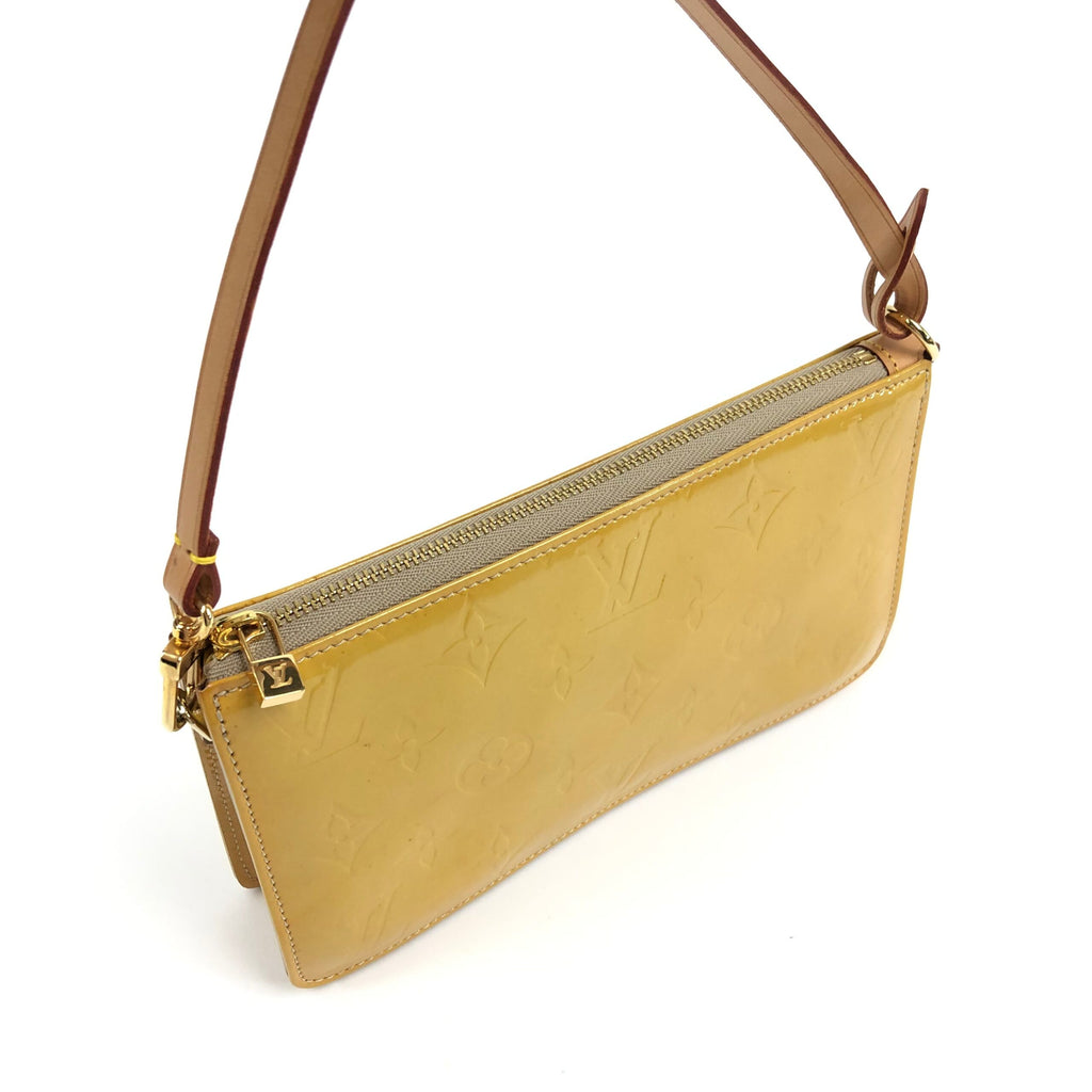 LOUIS VUITTON VERNIS SHOULDER BAG