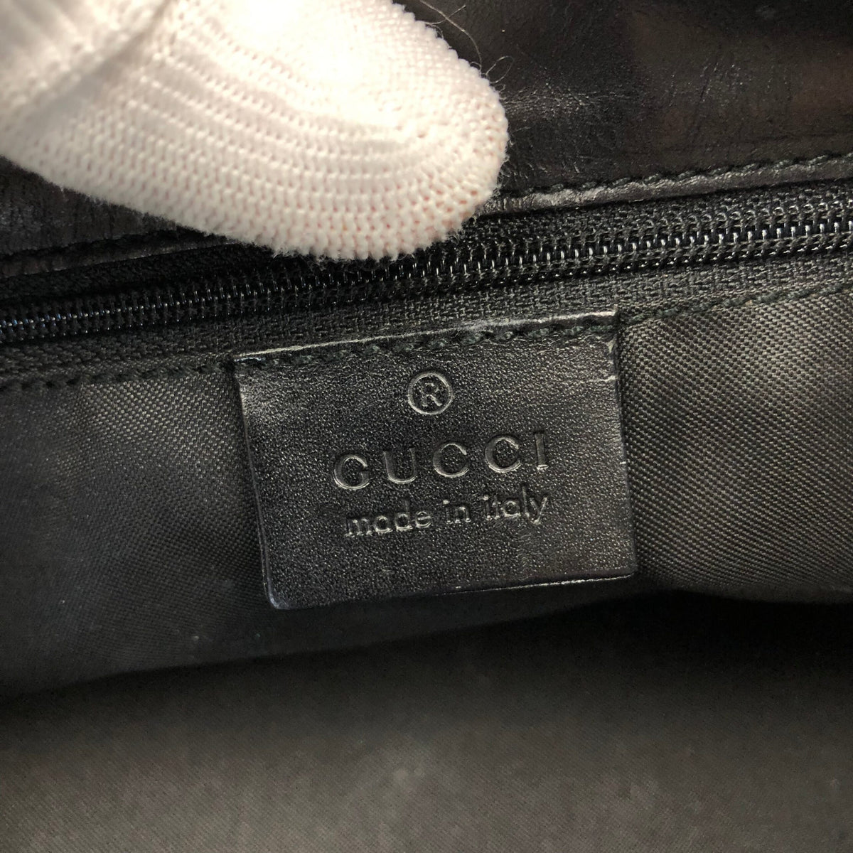 GUCCI MONOGRAM JACKIE SHOULDER BAG