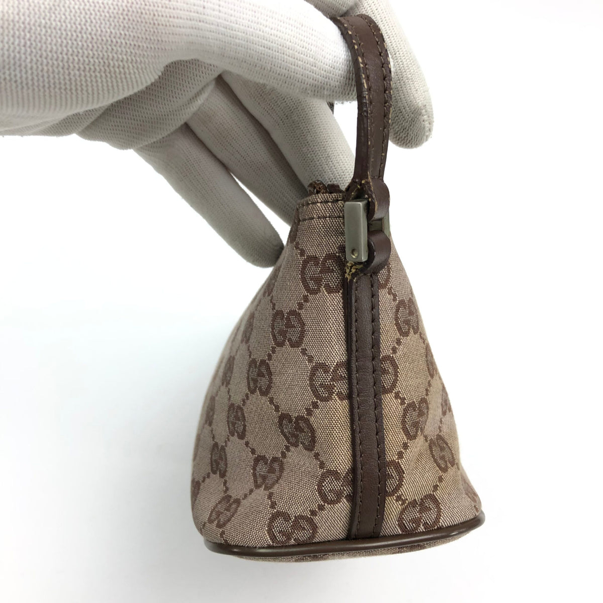 GUCCI MONOGRAM SHOULDER BAG