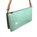 LOUIS VUITTON VERNIS POCHETTE SHOULDER BAG