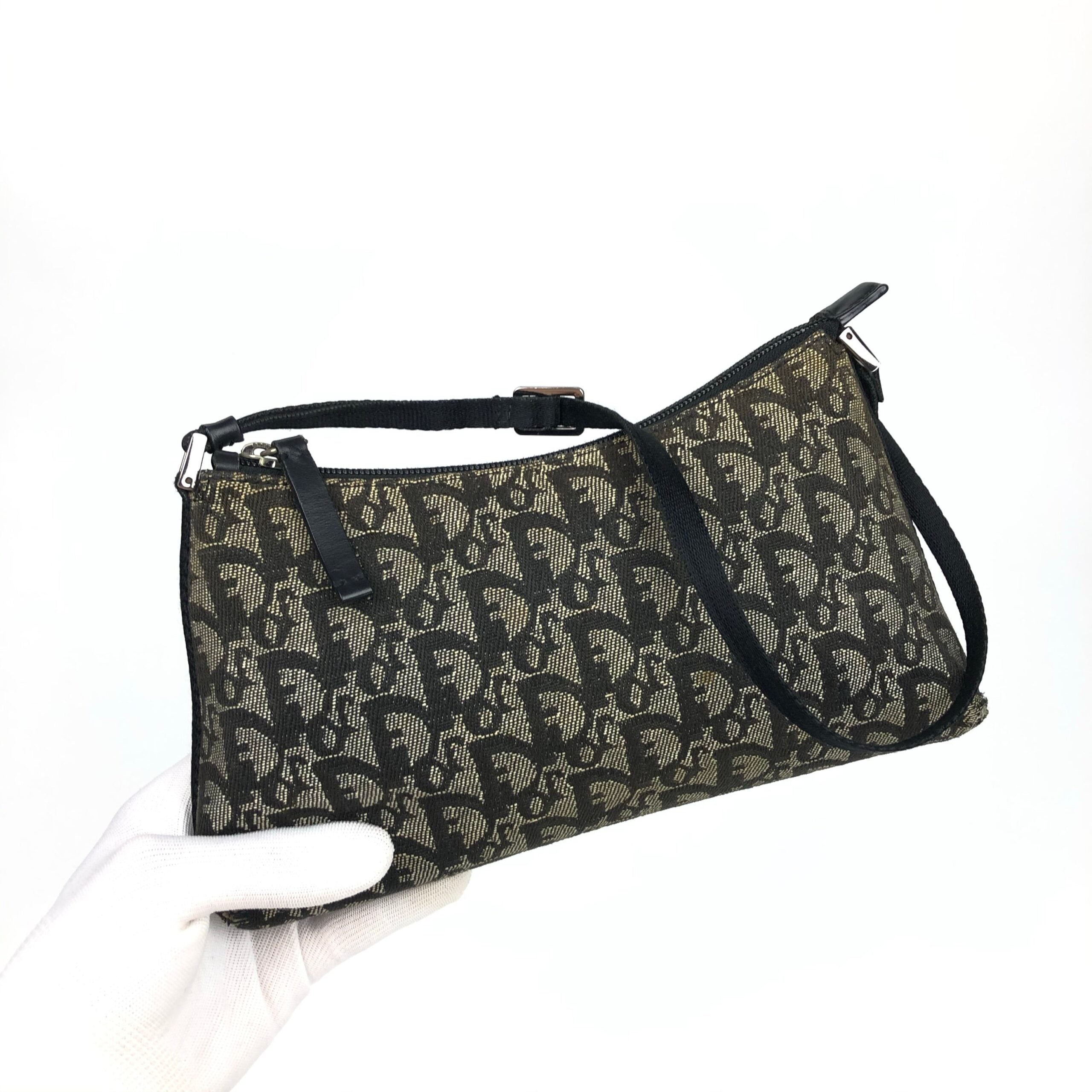 CHRISTIAN DIOR MONOGRAM SHOULDER BAG