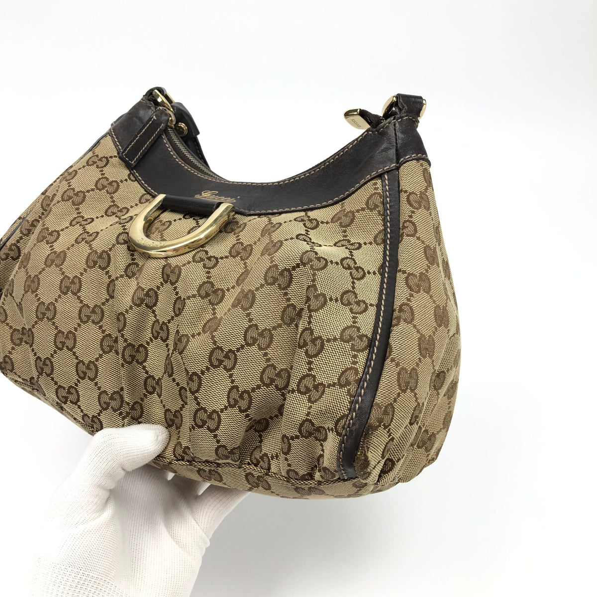 GUCCI MONOGRAM ABBEY SHOULDER BAG