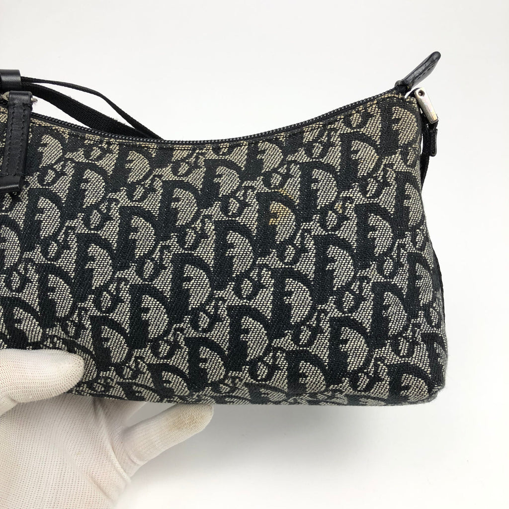 CHRISTIAN DIOR MONOGRAM SHOULDER BAG