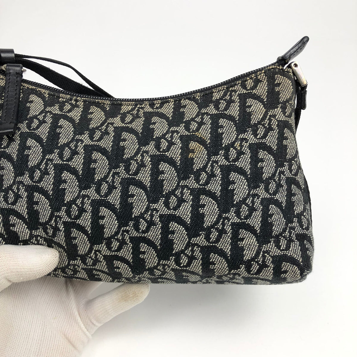 CHRISTIAN DIOR MONOGRAM SHOULDER BAG