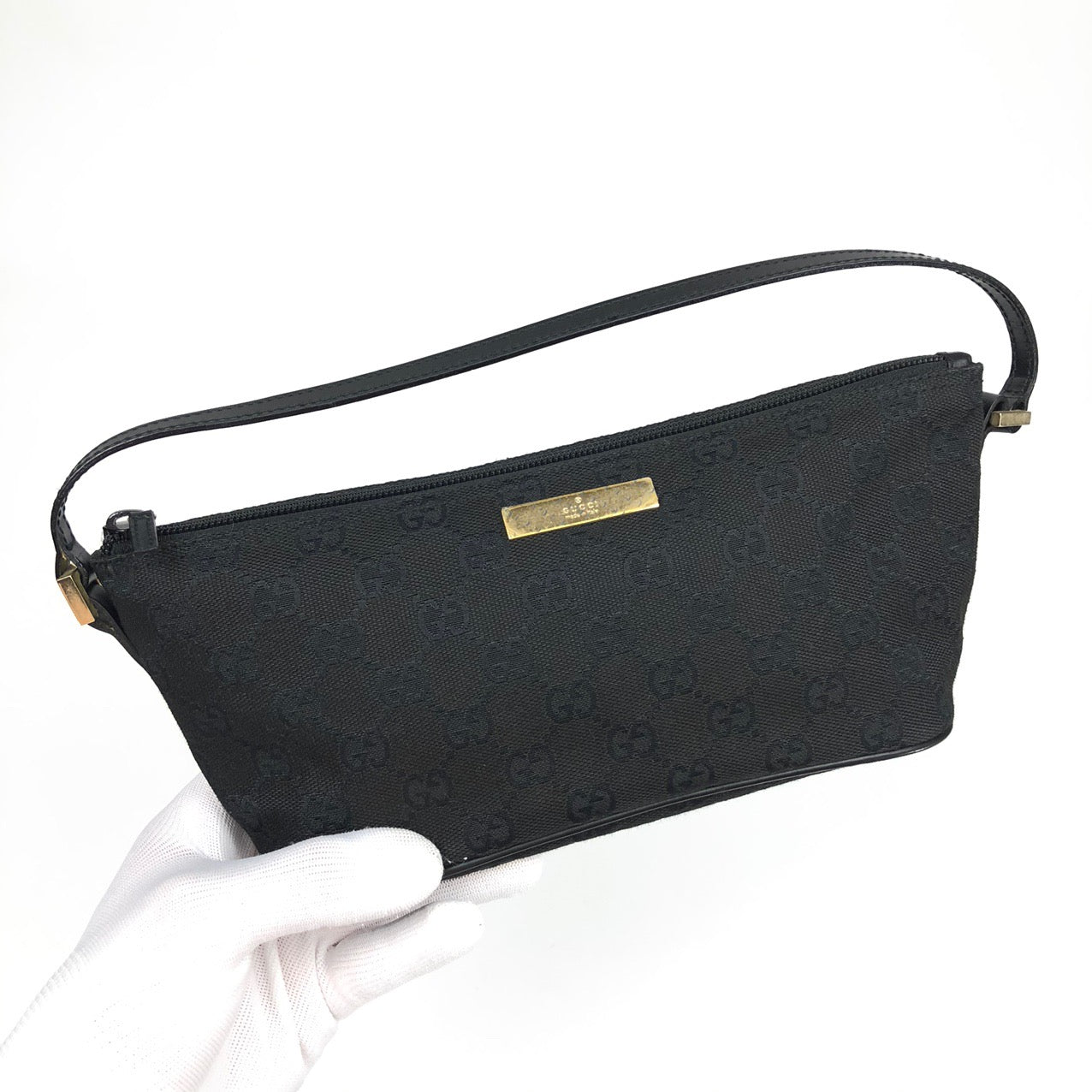 GUCCI MONOGRAM SHOULDER BAG
