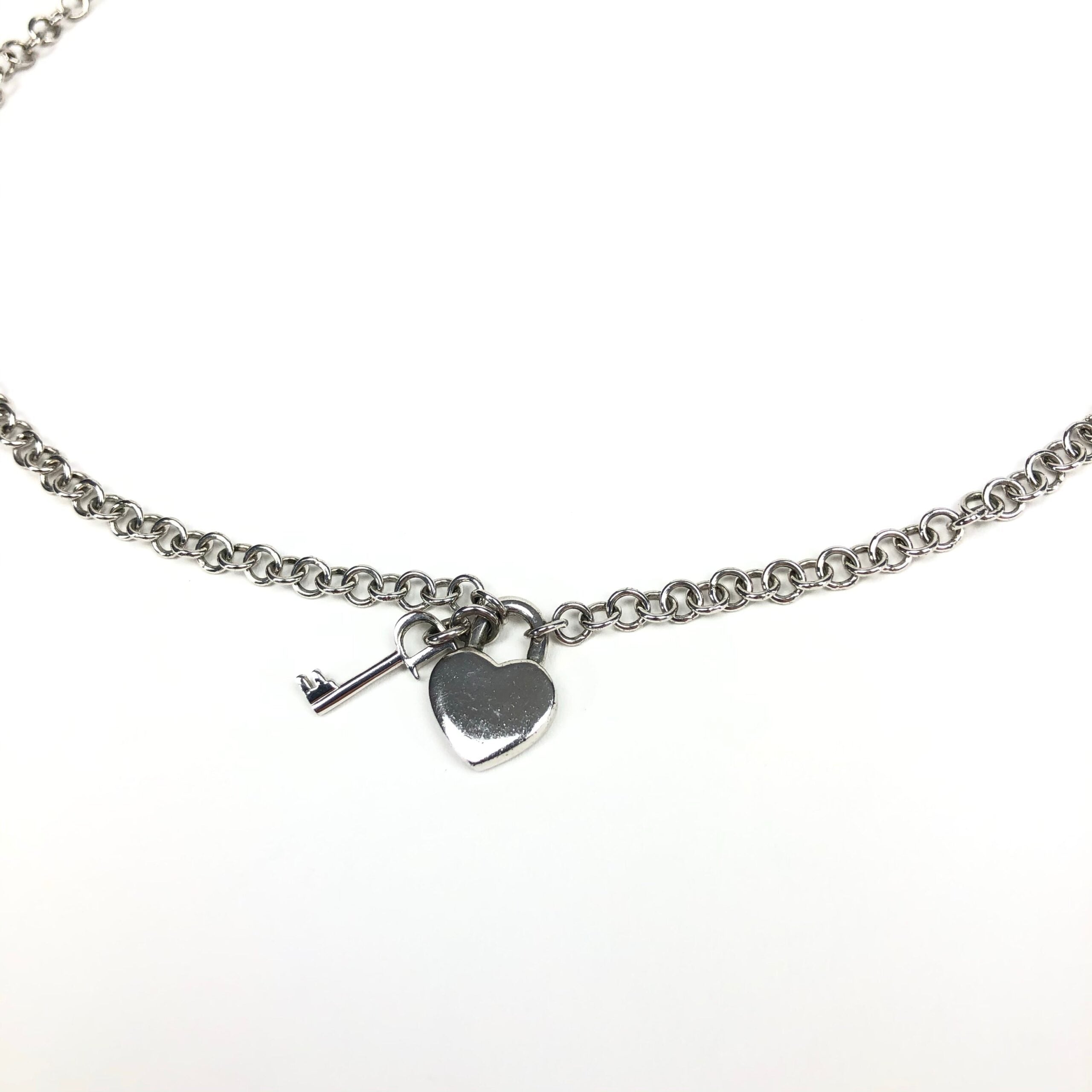 CHRISTIAN DIOR NECKLACE