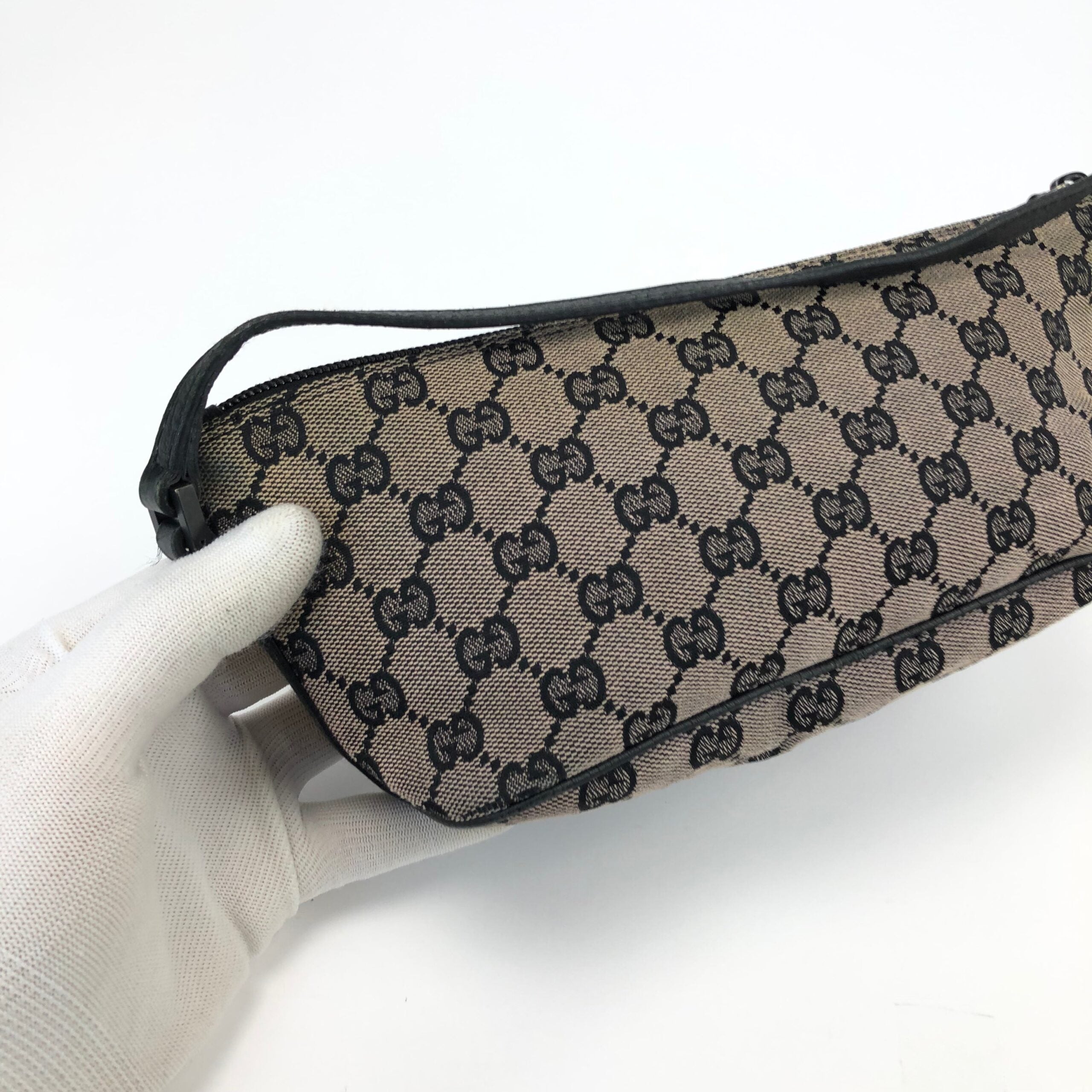 GUCCI MONOGRAM SHOULDER BAG
