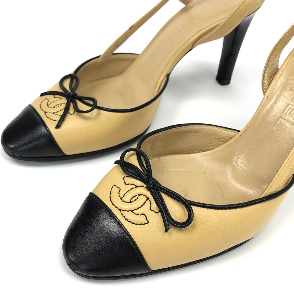 CHANEL LOGO BOW SLING-BACK MULE HEELS