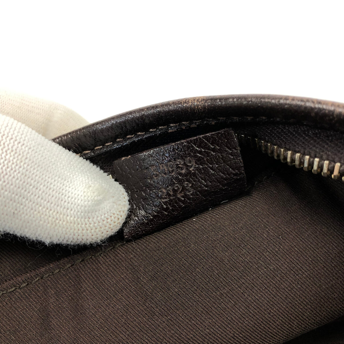 GUCCI MONOGRAM SHOULDER BAG