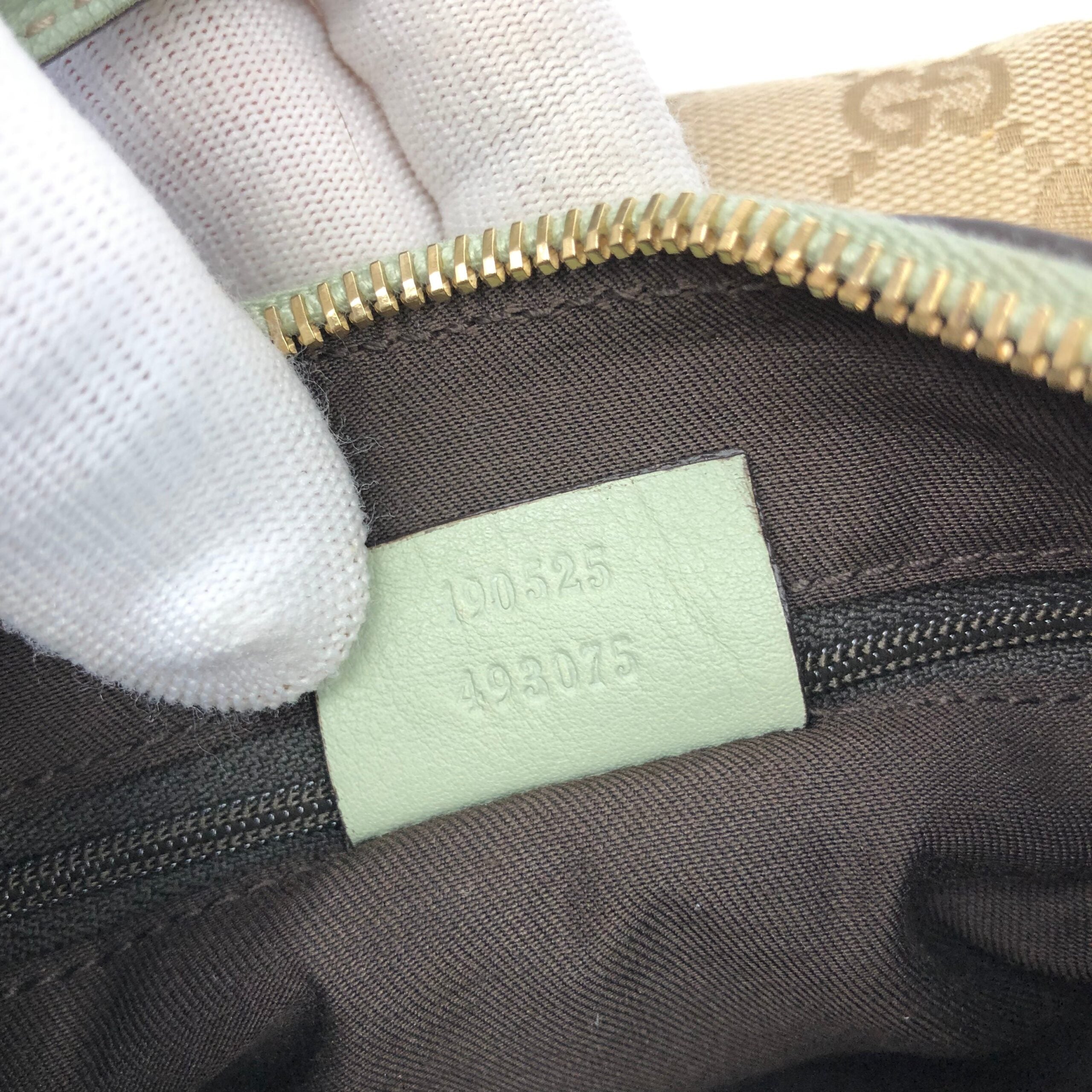 GUCCI MONOGRAM ABBEY SHOULDER BAG