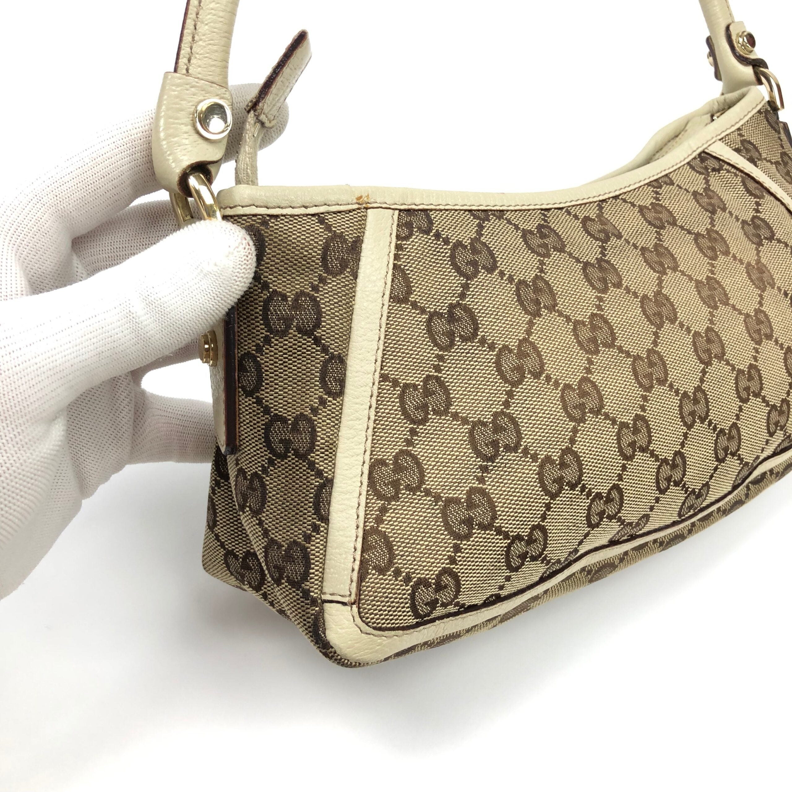 GUCCI MONOGRAM SHOULDER BAG
