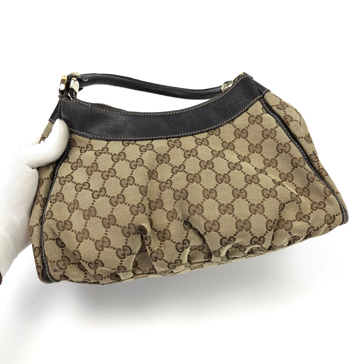 GUCCI MONOGRAM ABBEY SHOULDER BAG