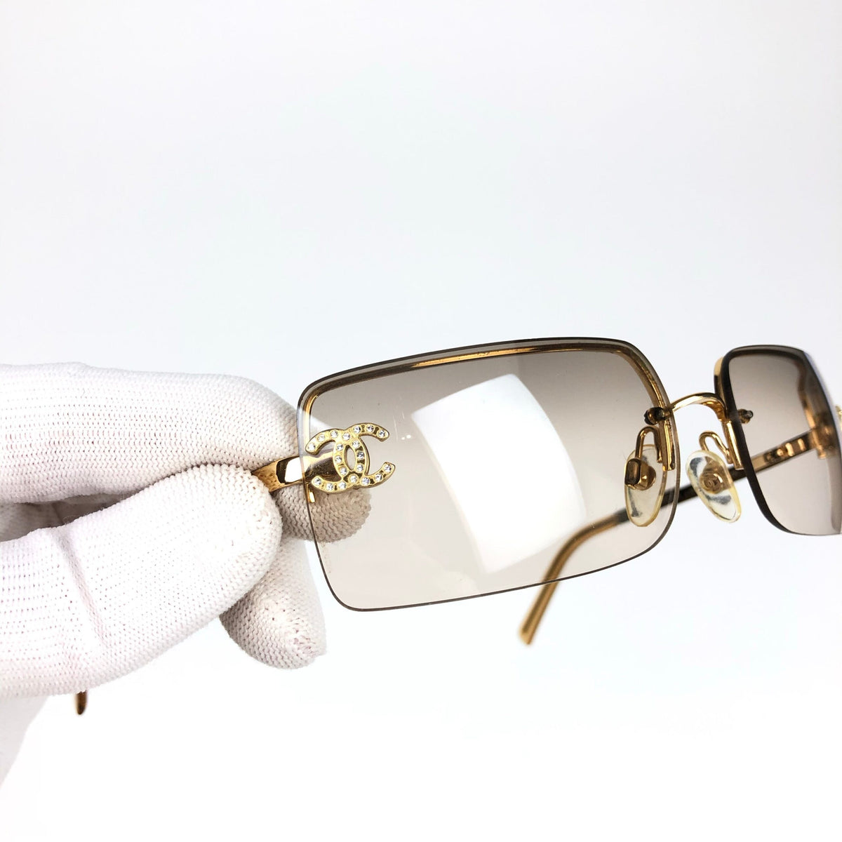 CHANEL RIMLESS SUNGASSES