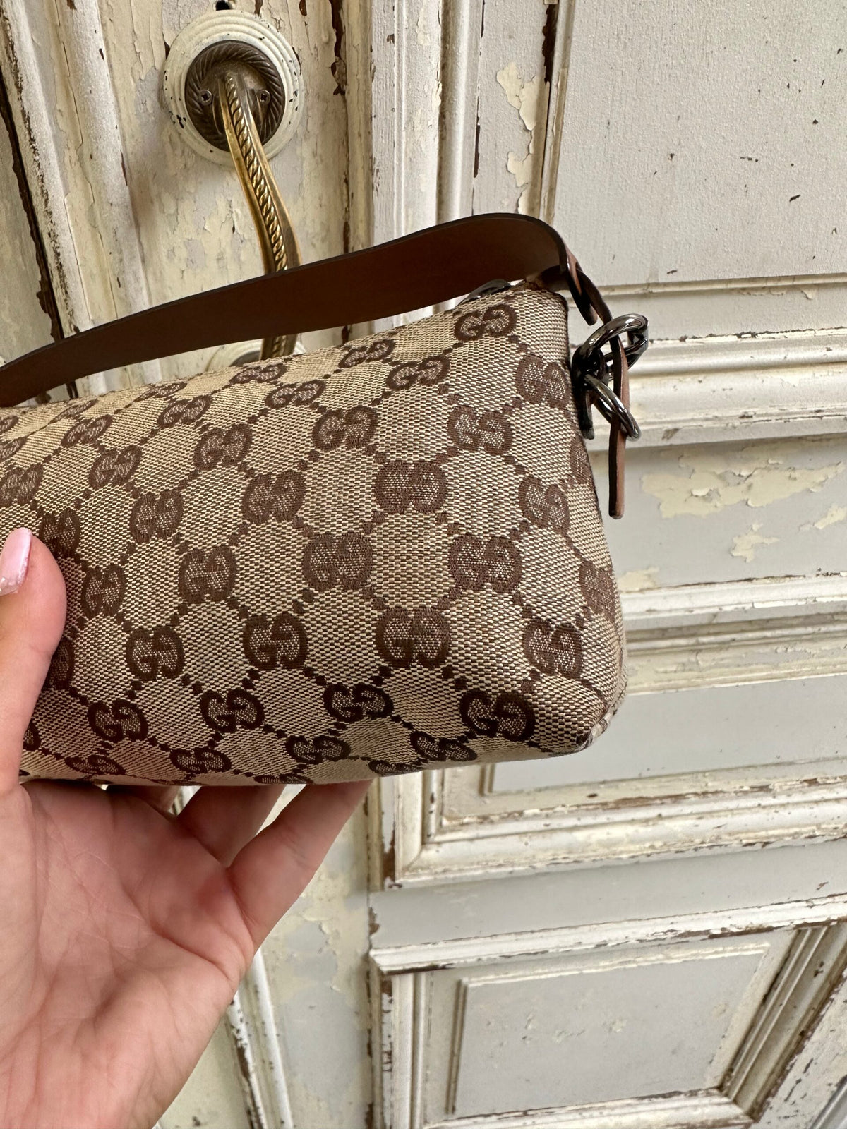 GUCCI MONOGRAM SHOULDER BAG