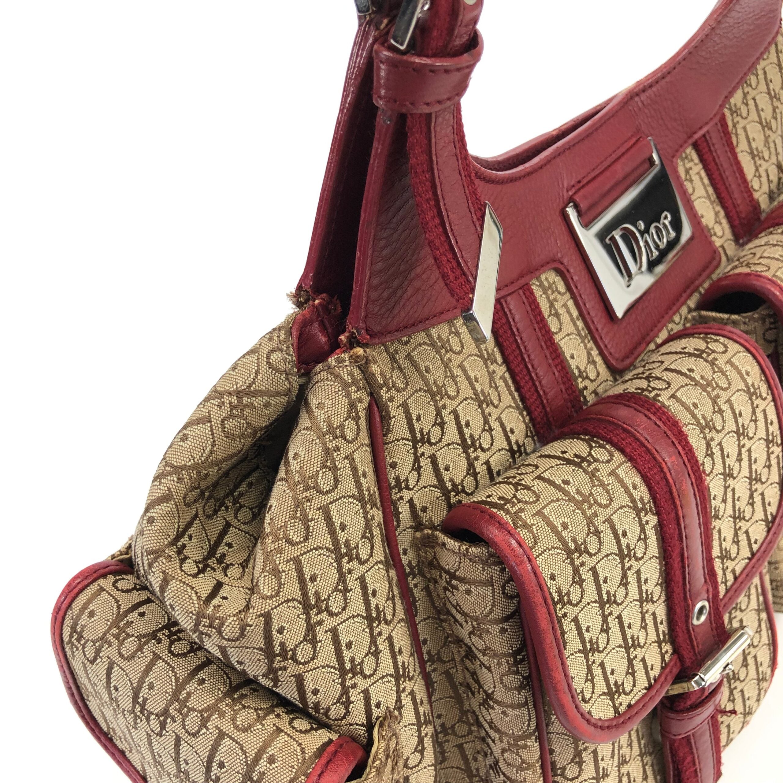 CHRISTIAN DIOR SHOULDER BAG