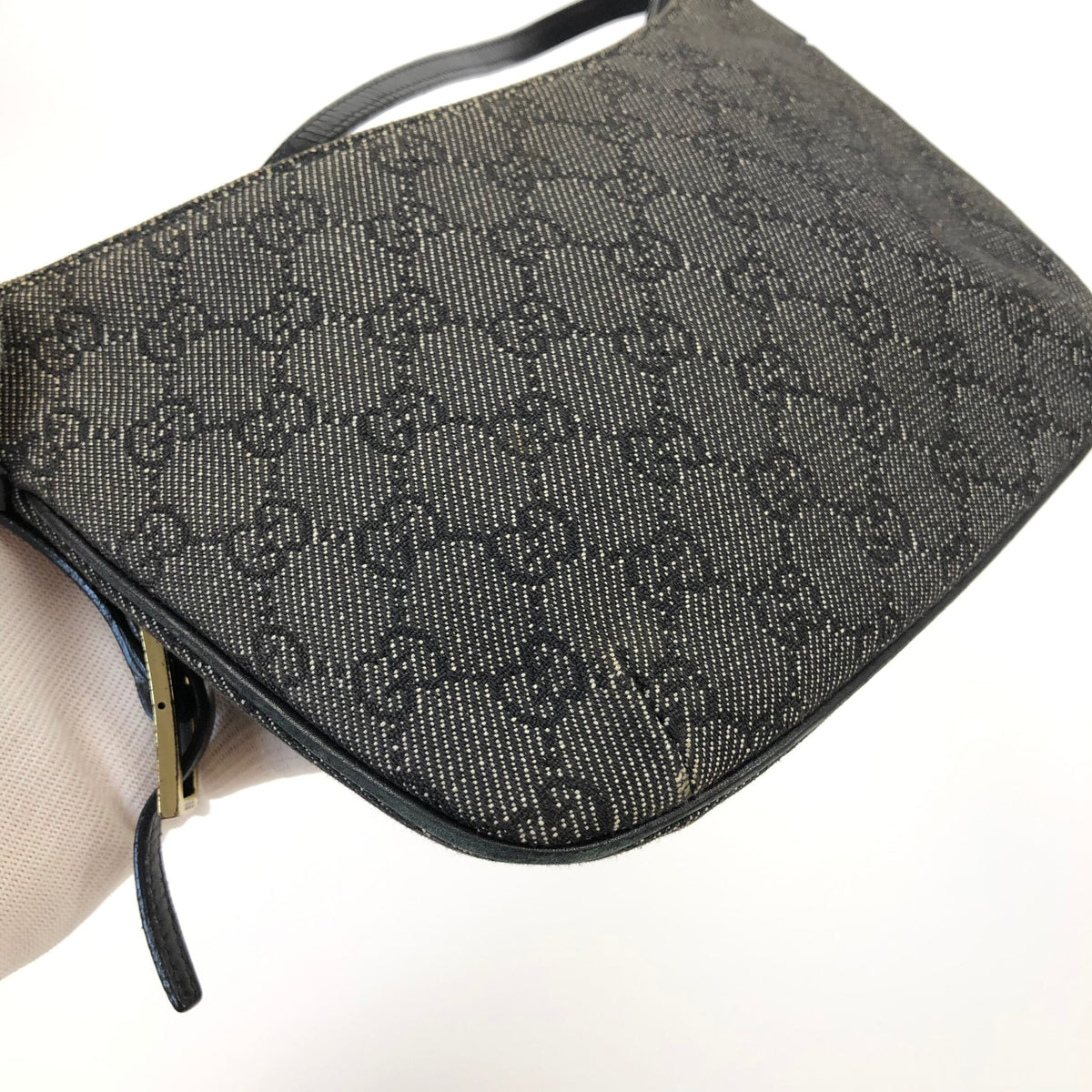 GUCCI MONOGRAM SHOULDER BAG