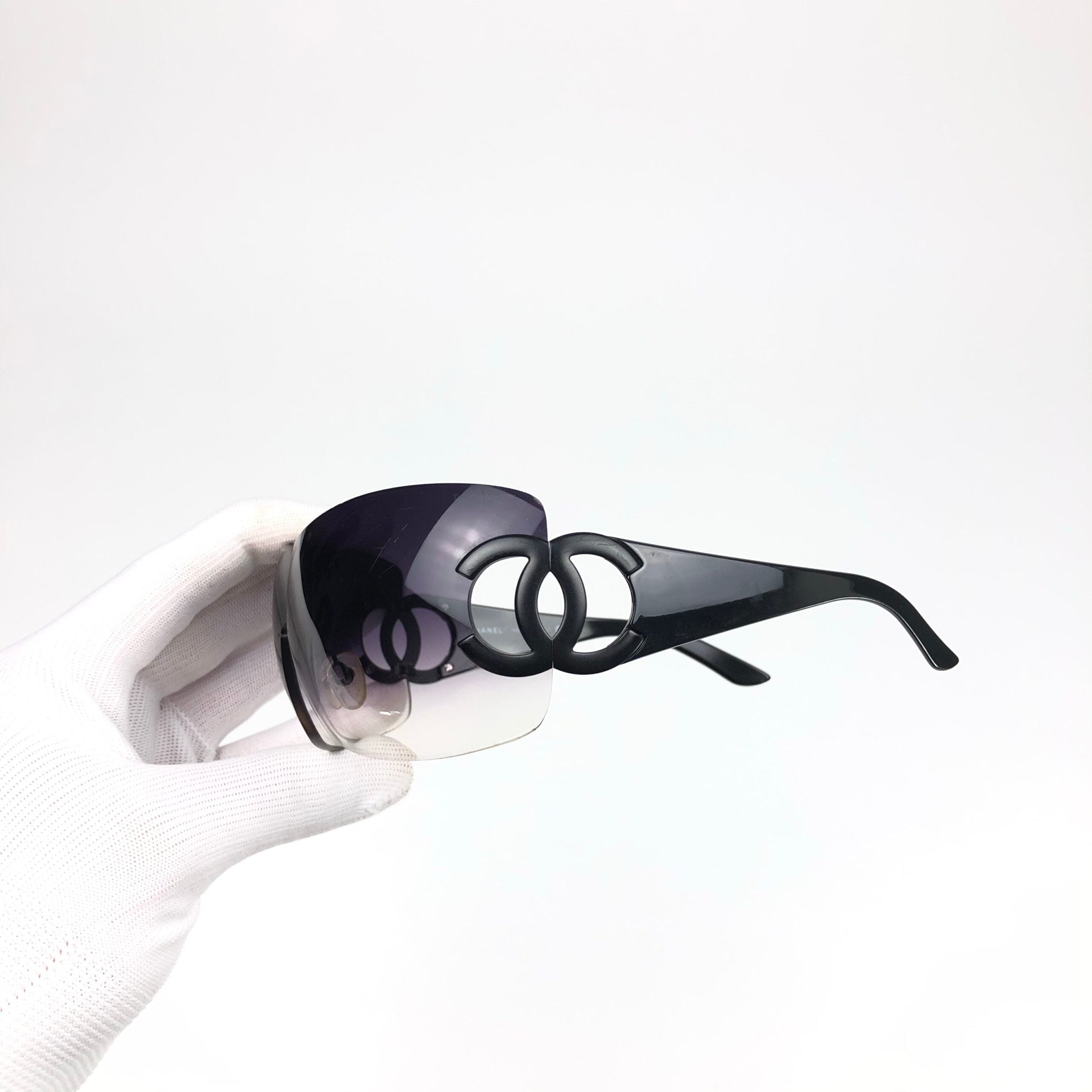 CHANEL RIMLESS SUNGLASSES