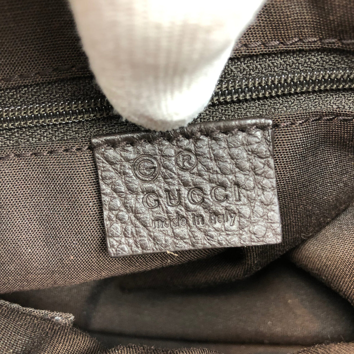 GUCCI MONOGRAM ABBEY SHOULDER BAG