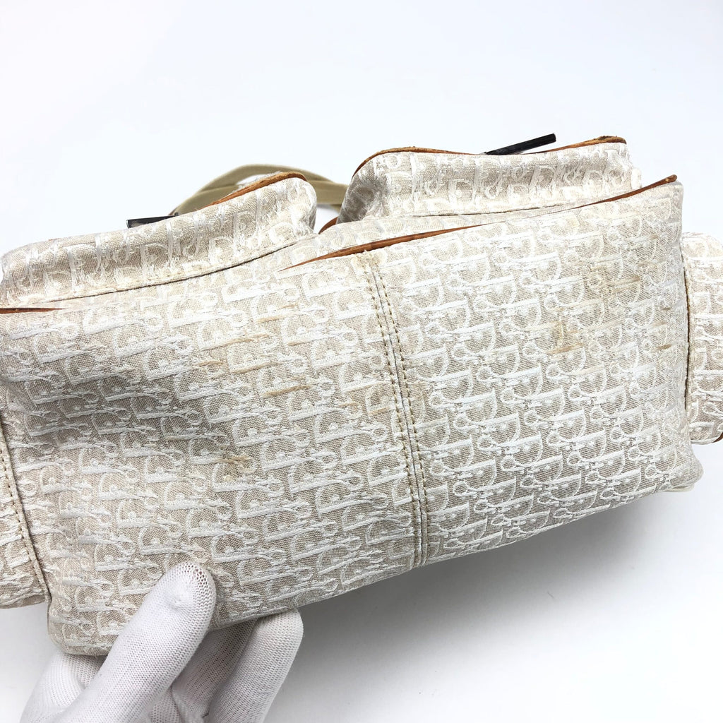 CHRISTIAN DIOR SHOULDER BAG