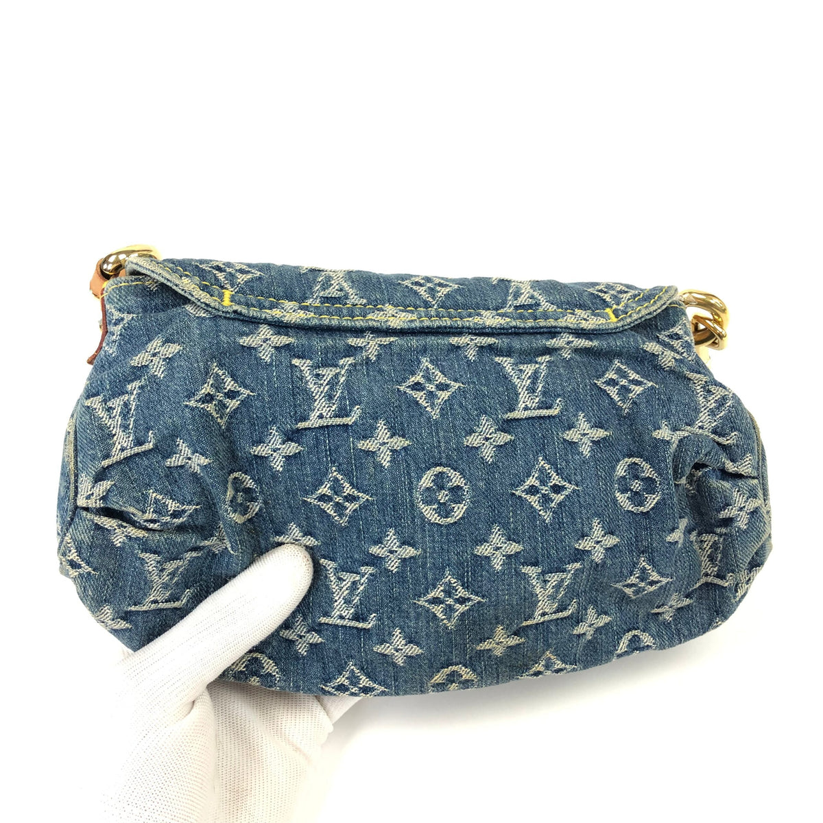 LOUIS VUITTON DENIM PLEATY SHOULDER BAG