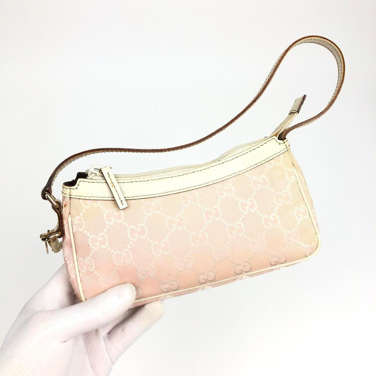 GUCCI MONOGRAM SHOULDER BAG