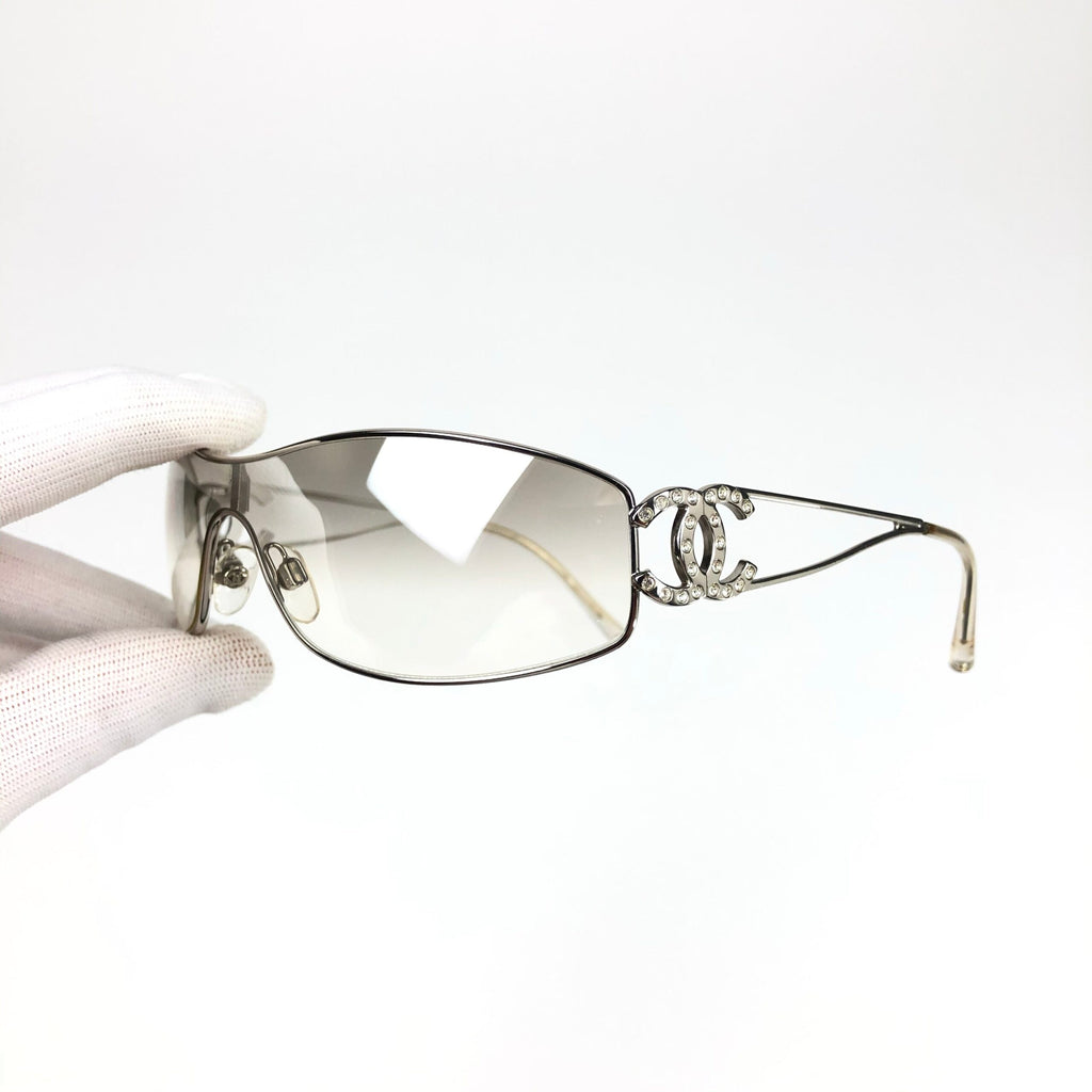 CHANEL RIMLESS VISOR SUNGLASSES