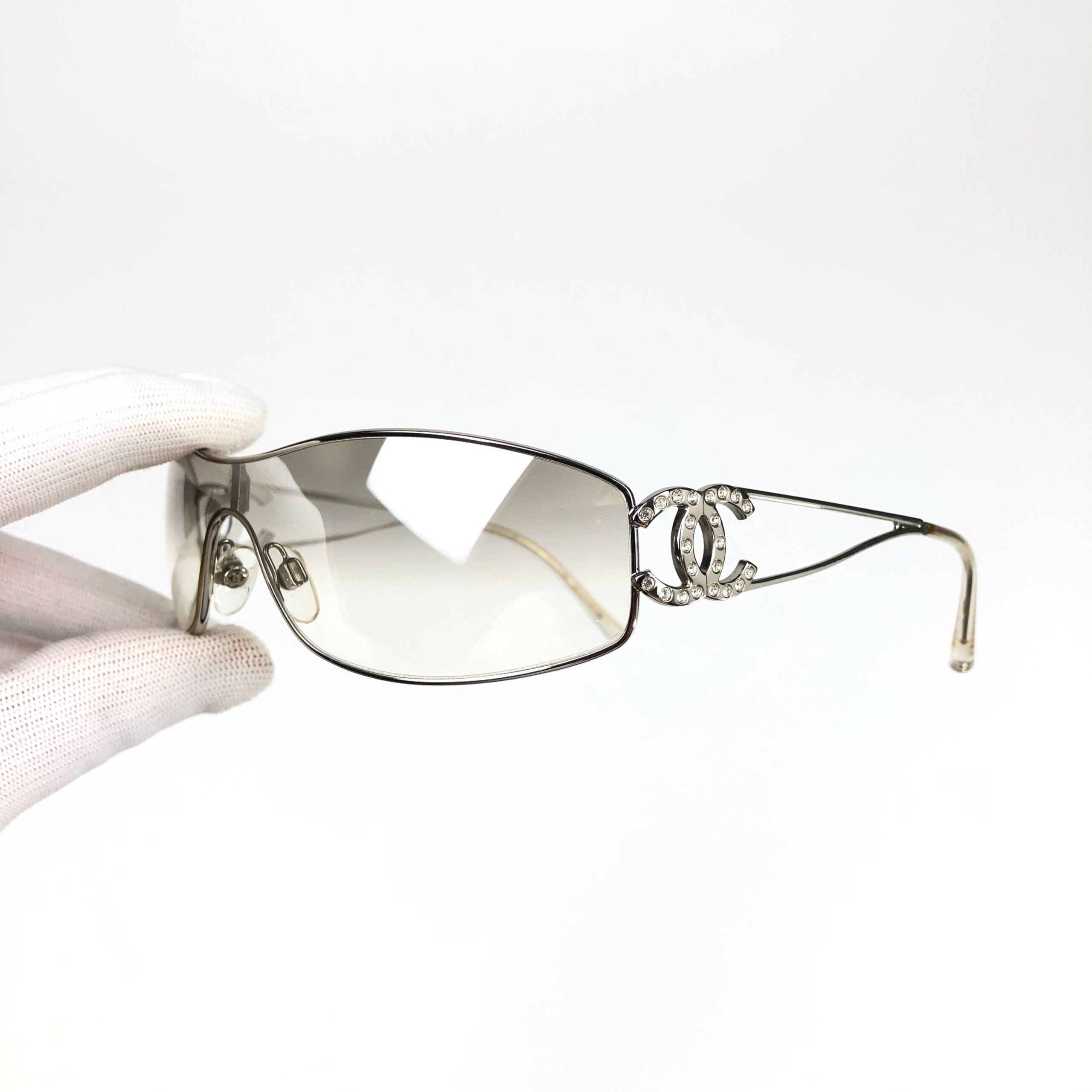 CHANEL RIMLESS VISOR SUNGLASSES