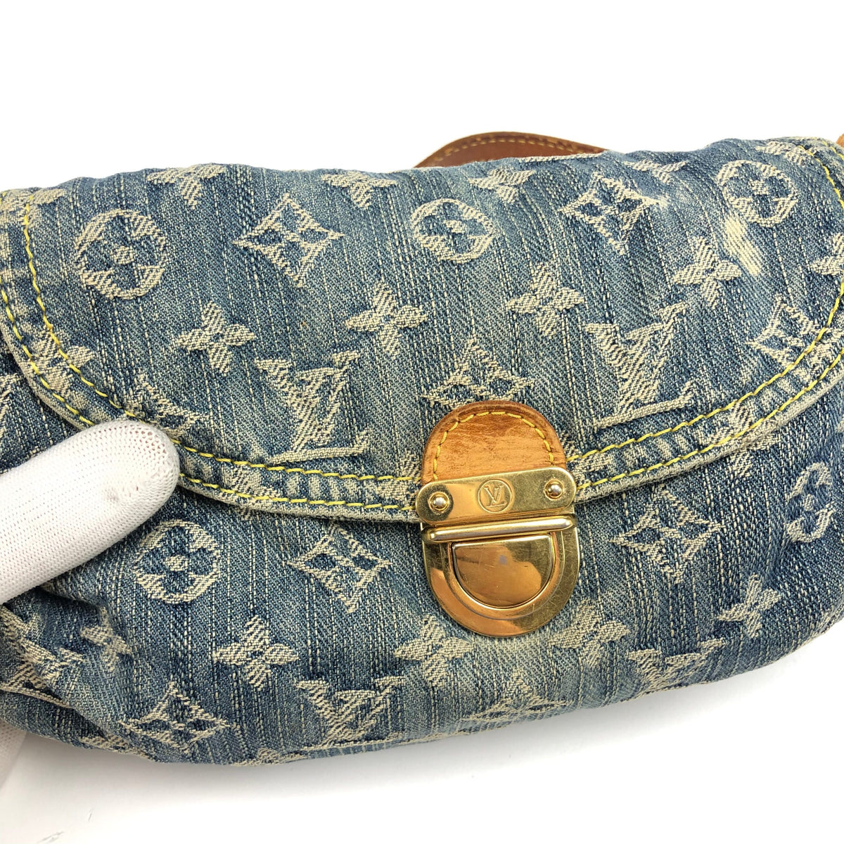 LOUIS VUITTON PLEATY PM BLUE DENIM SHOULDER BAG