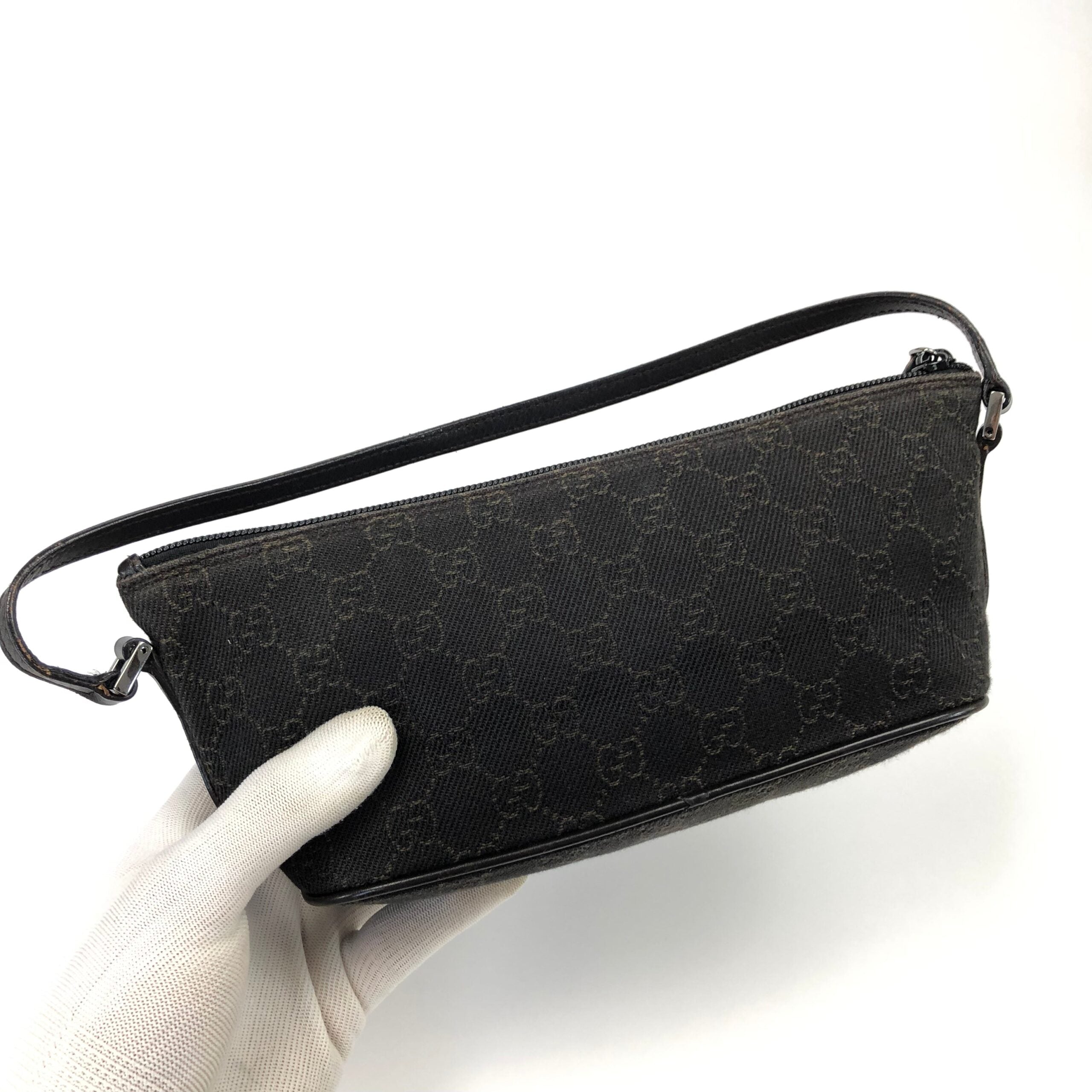 GUCCI MONOGRAM SHOULDER BAG