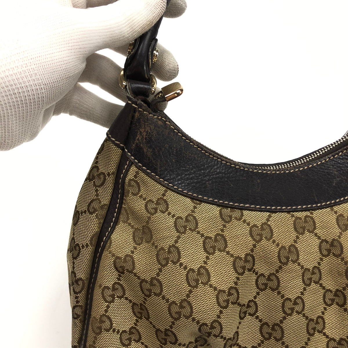 GUCCI MONOGRAM SHOULDER BAG