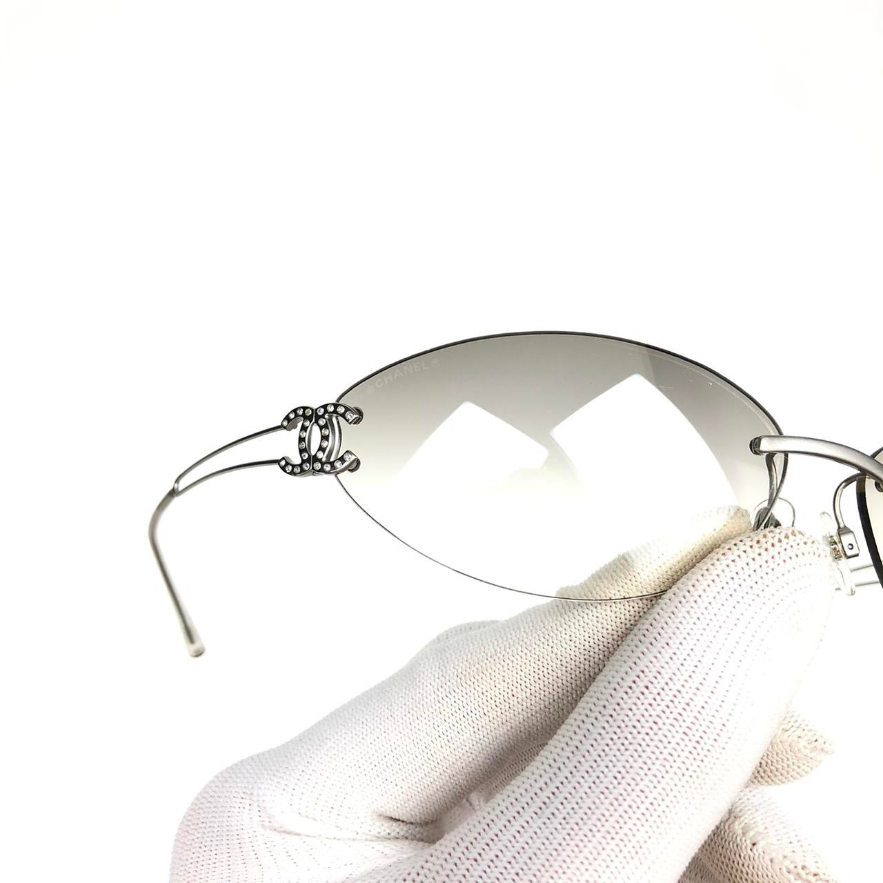 CHANEL RIMLESS SUNGLASSES