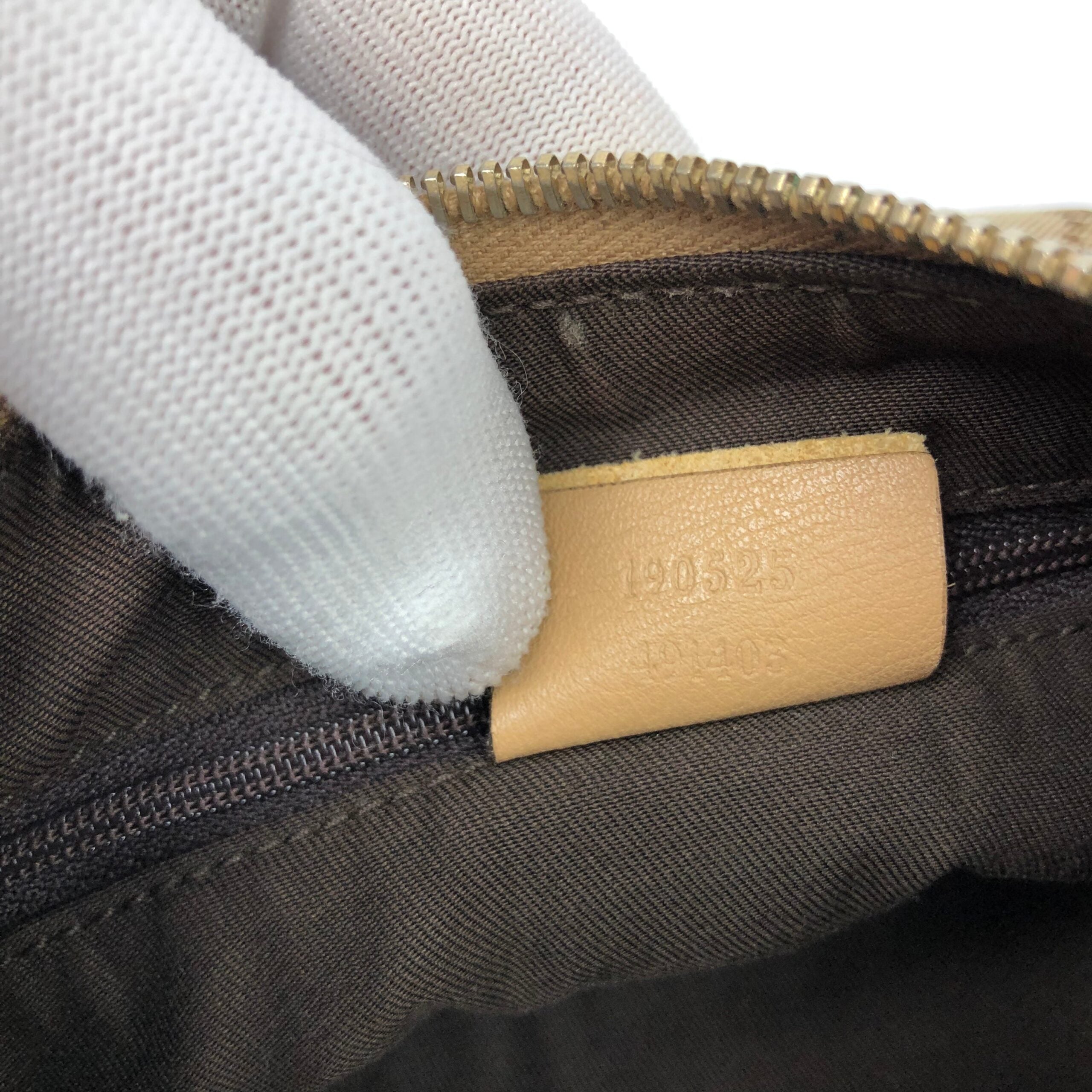 GUCCI MONOGRAM ABBEY SHOULDER BAG