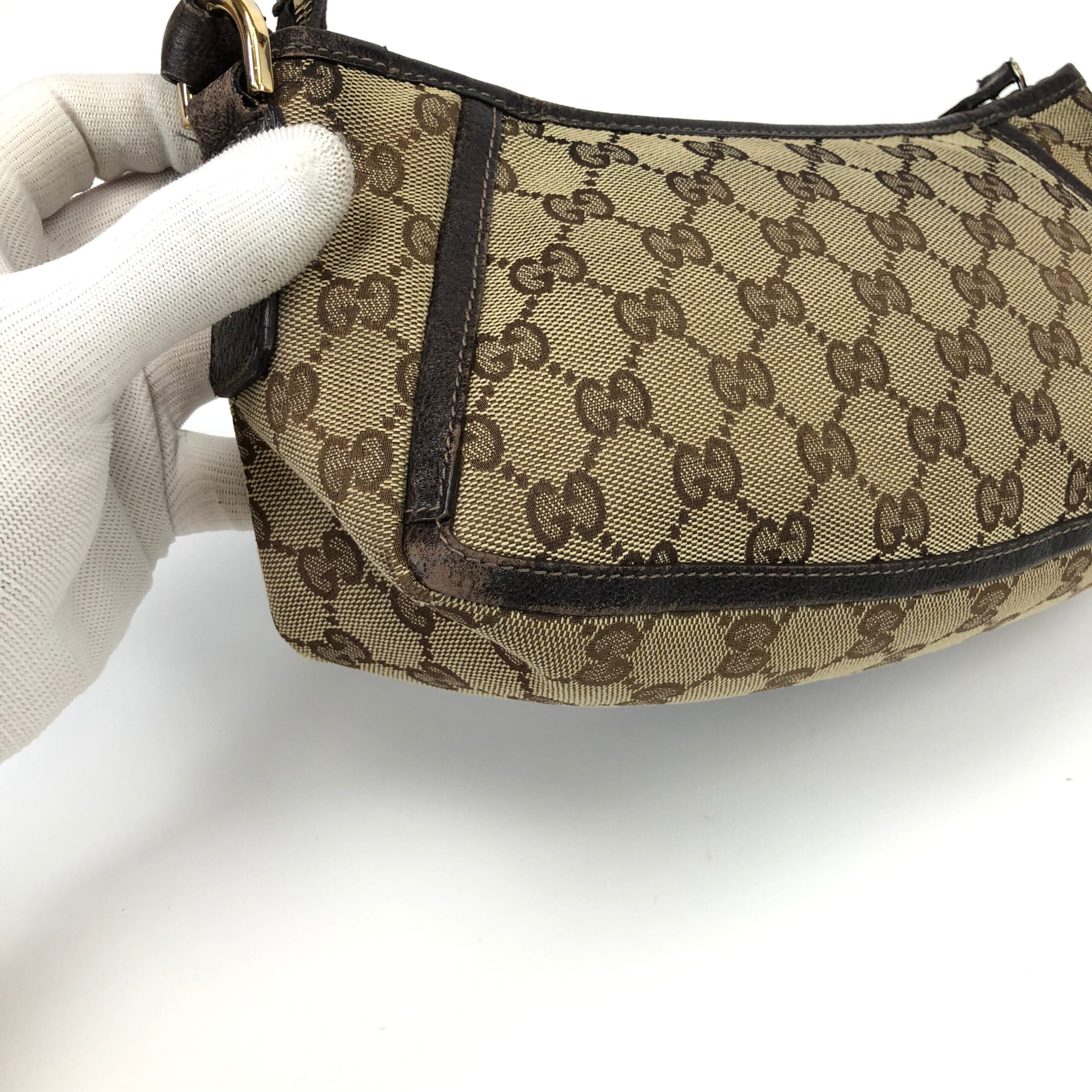 GUCCI MONOGRAM SHOULDER BAG