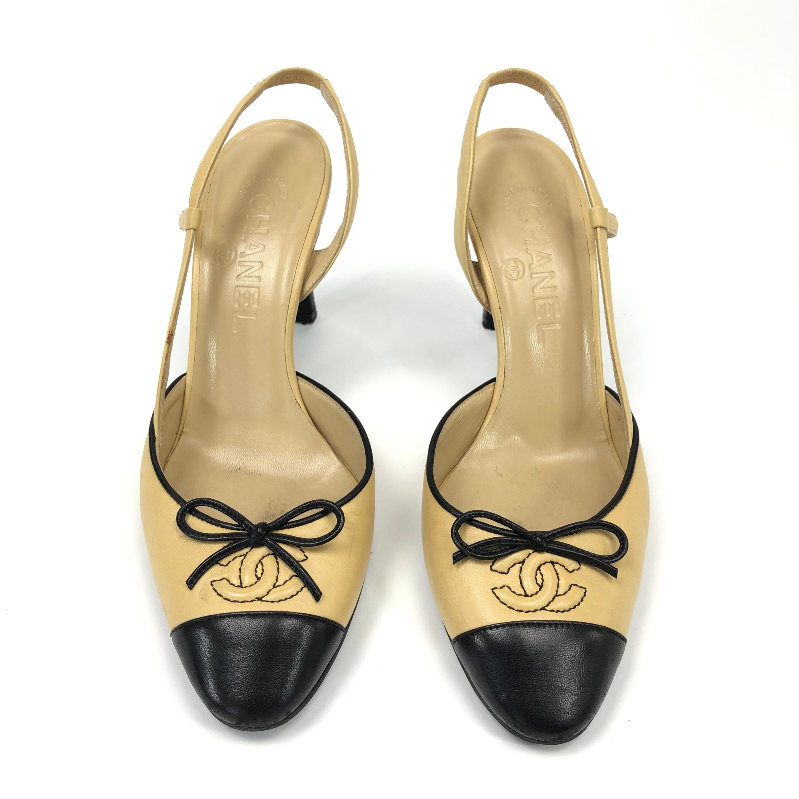CHANEL LOGO BOW SLING-BACK MULE HEELS