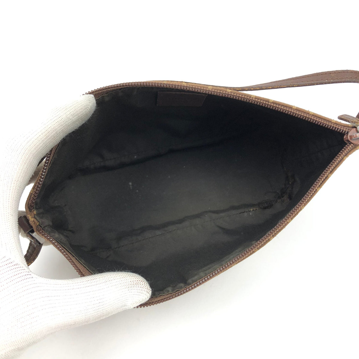 GUCCI MONOGRAM SHOULDER BAG