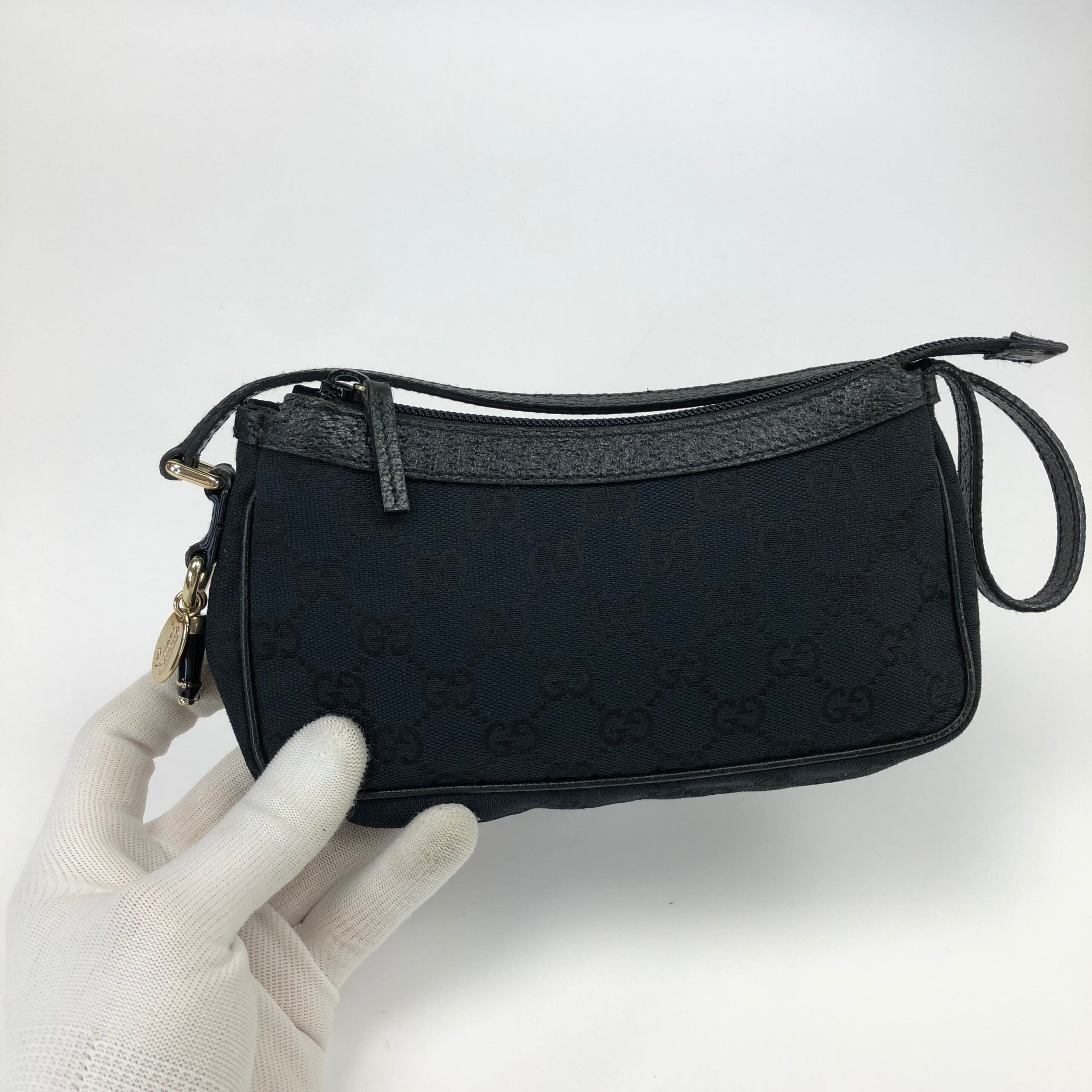 GUCCI MONOGRAM SHOULDER BAG