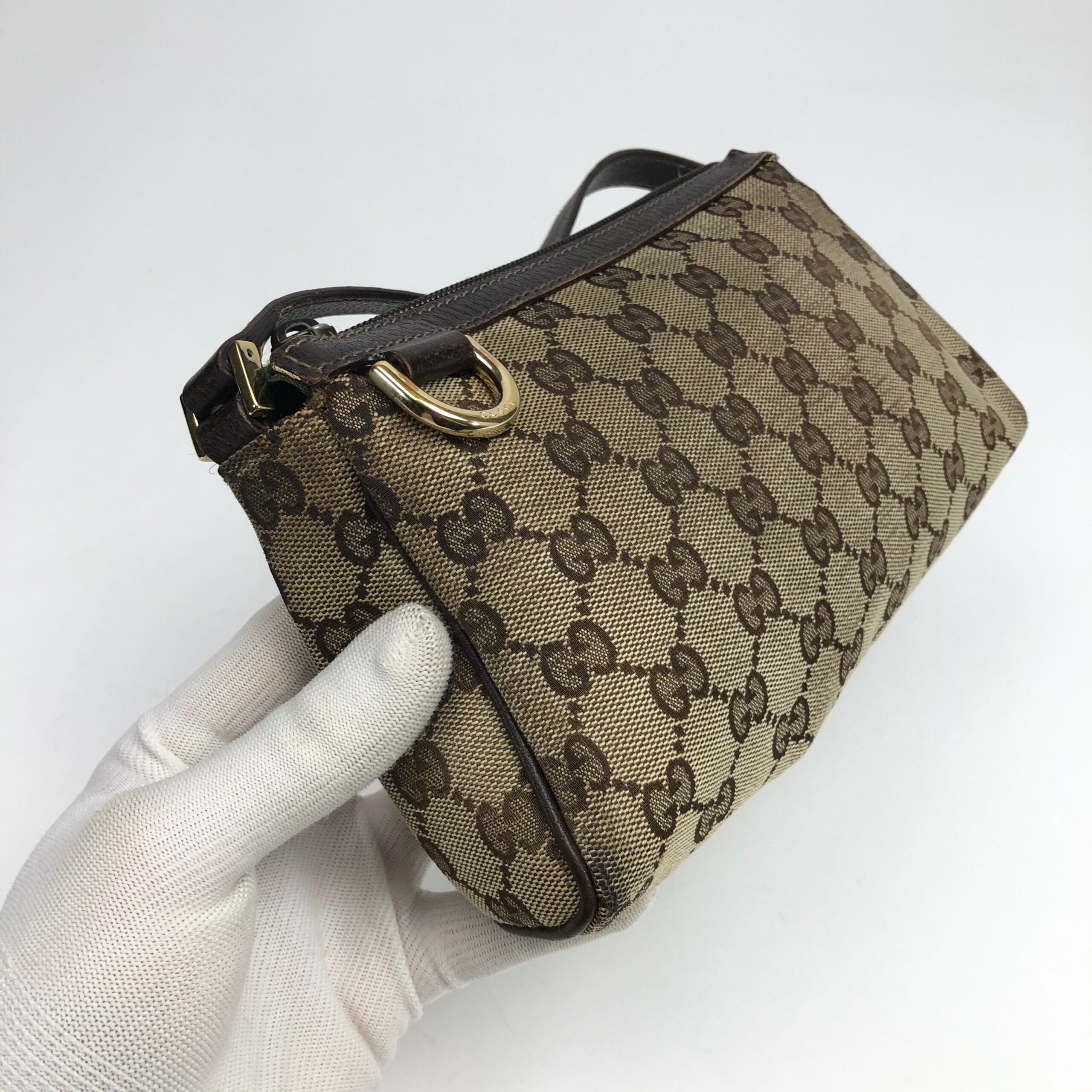 GUCCI MONOGRAM SHOULDER BAG