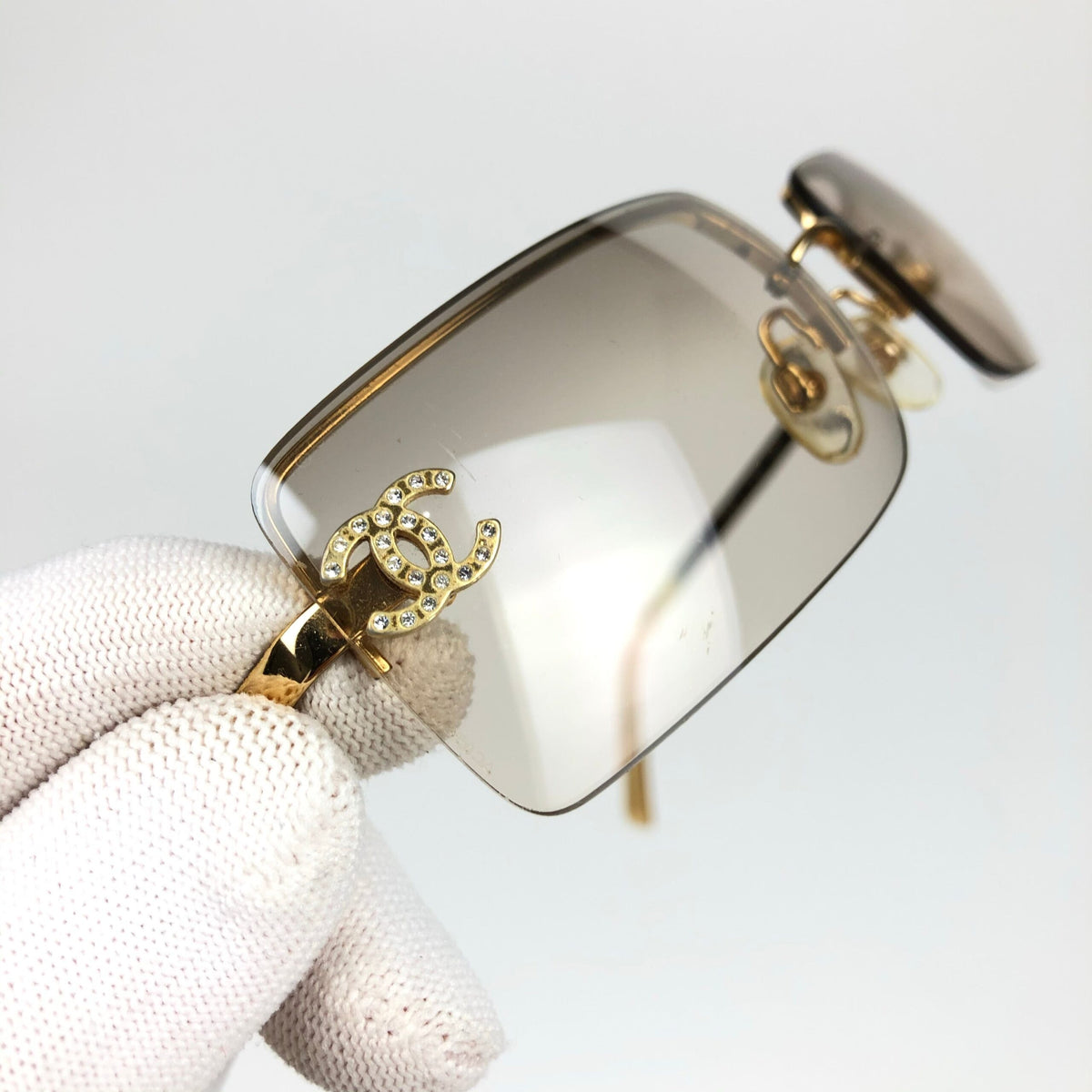 CHANEL RIMLESS SUNGASSES